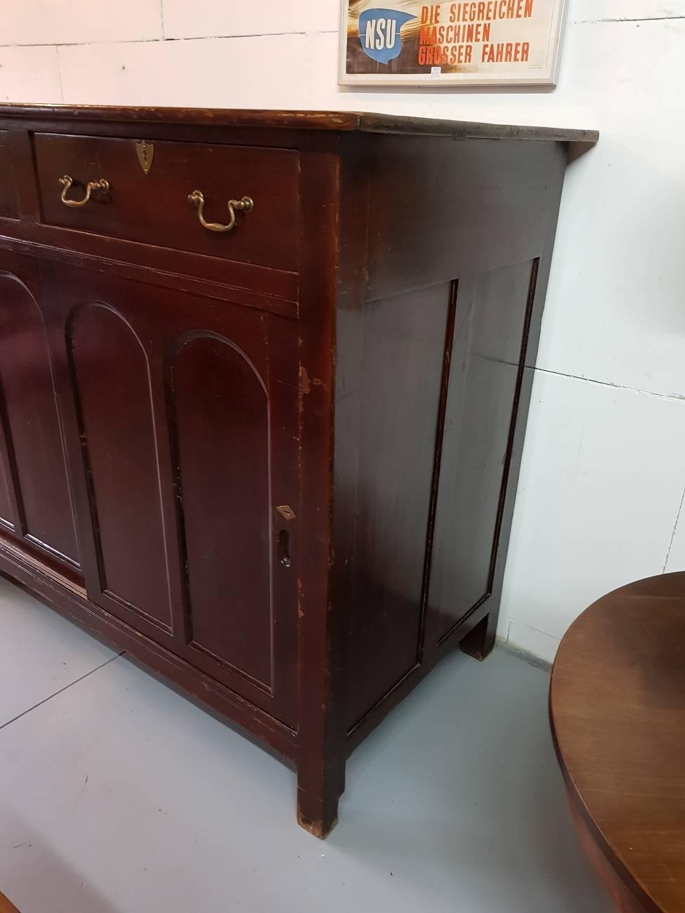 Late 19th Century English Mahogany Dresser 2