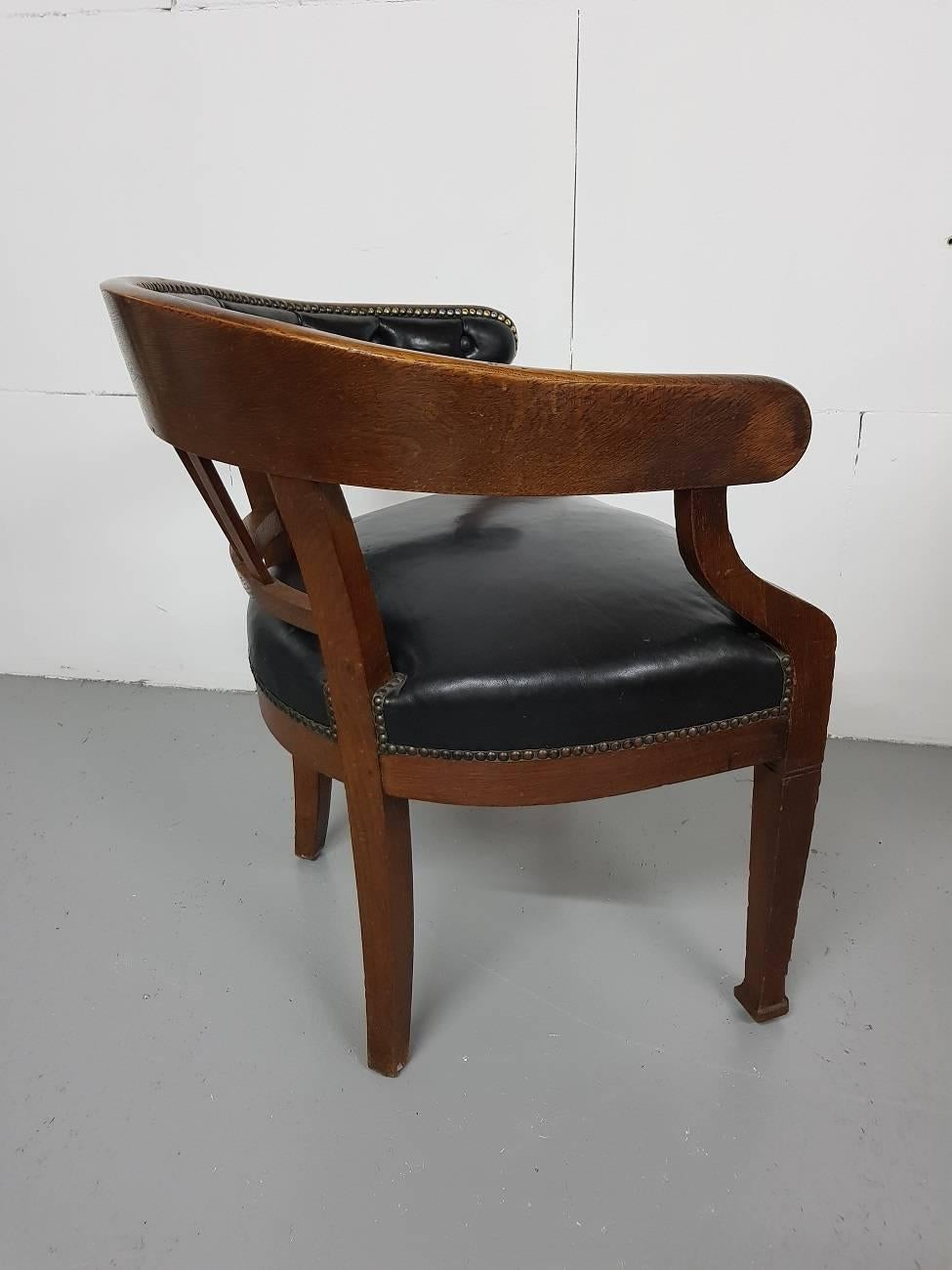 Early 20th Century Dutch Oak Desk Chair In Excellent Condition In Raalte, NL