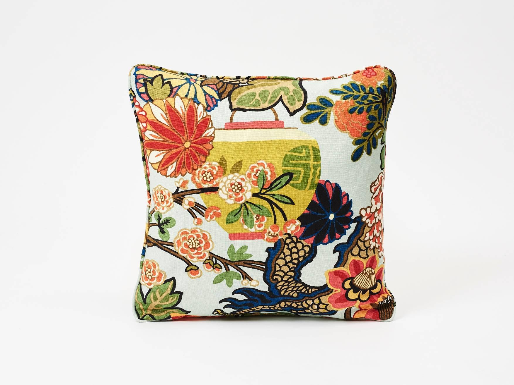 An instant hit from the moment we introduced it, Chiang Mai Dragon is one of our best-loved designs. The chinoiserie motif was inspired by an Art Deco print. Now featured as an exquisite accent, this is sure to be a timeless addition to any interior