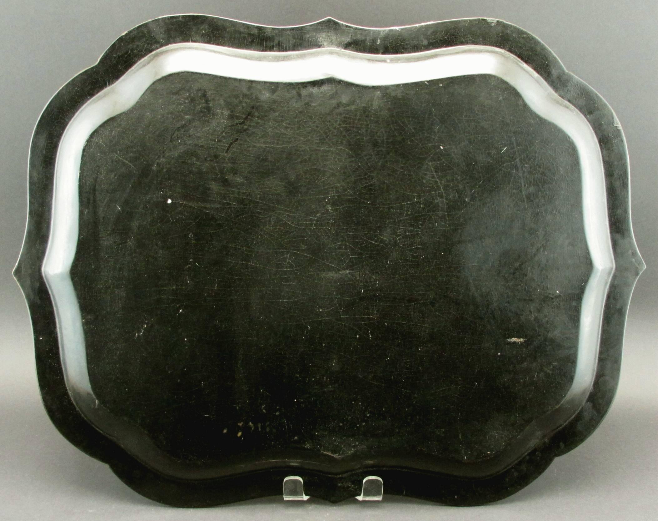 English Mid-19th Century Hand-Painted Papier-Mâché Tray