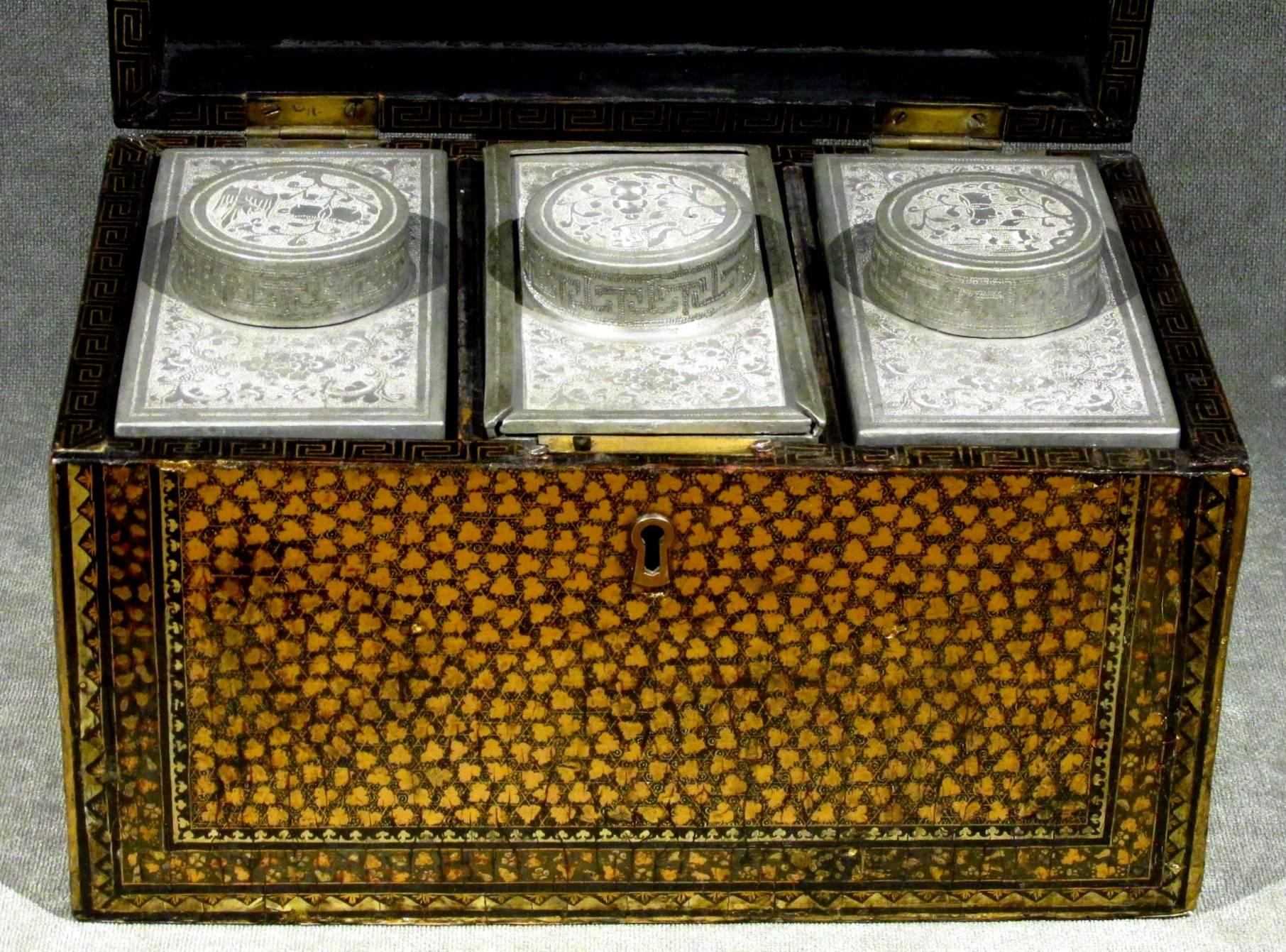 Wood An Exceptional 19th Century Chinese Export Lacquer Tea Caddy, Guangzhou (Canton)