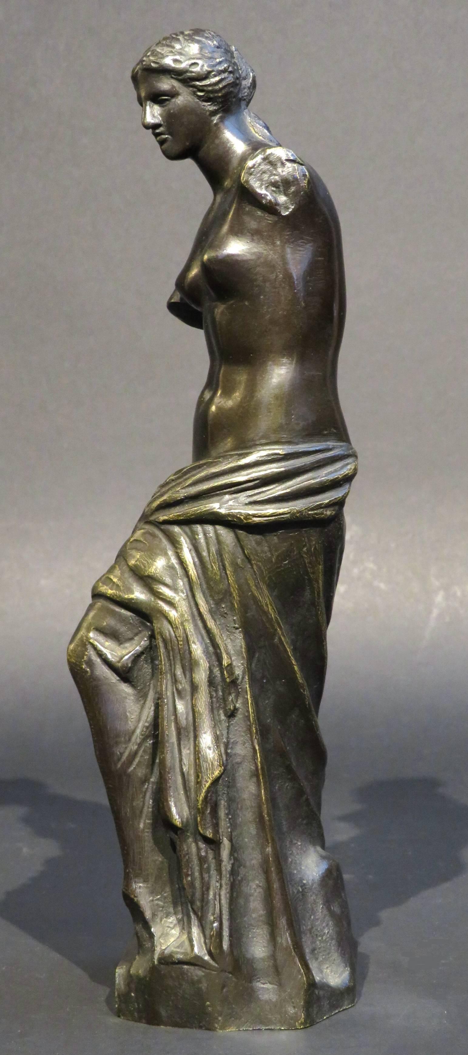 European 19th Century Grand Tour Style Bronze of Venus De Milo, Continental, Circa 1890 For Sale