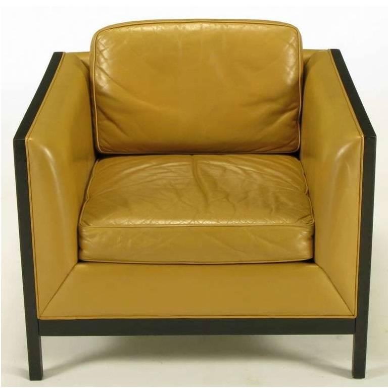 Pair of Stow Davis Leather, Ebonized Wood and Aluminium Even Armchairs In Good Condition For Sale In Dallas, TX