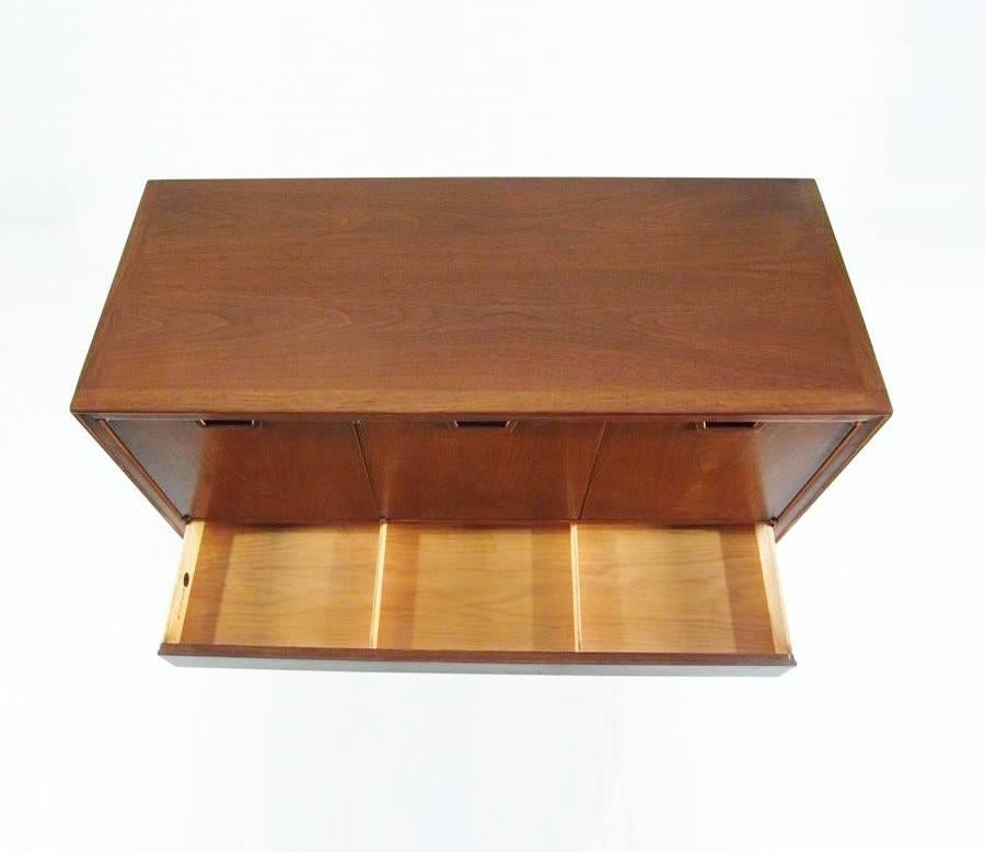 Mid-Century Modern Highboy by John Stuart For Sale 1