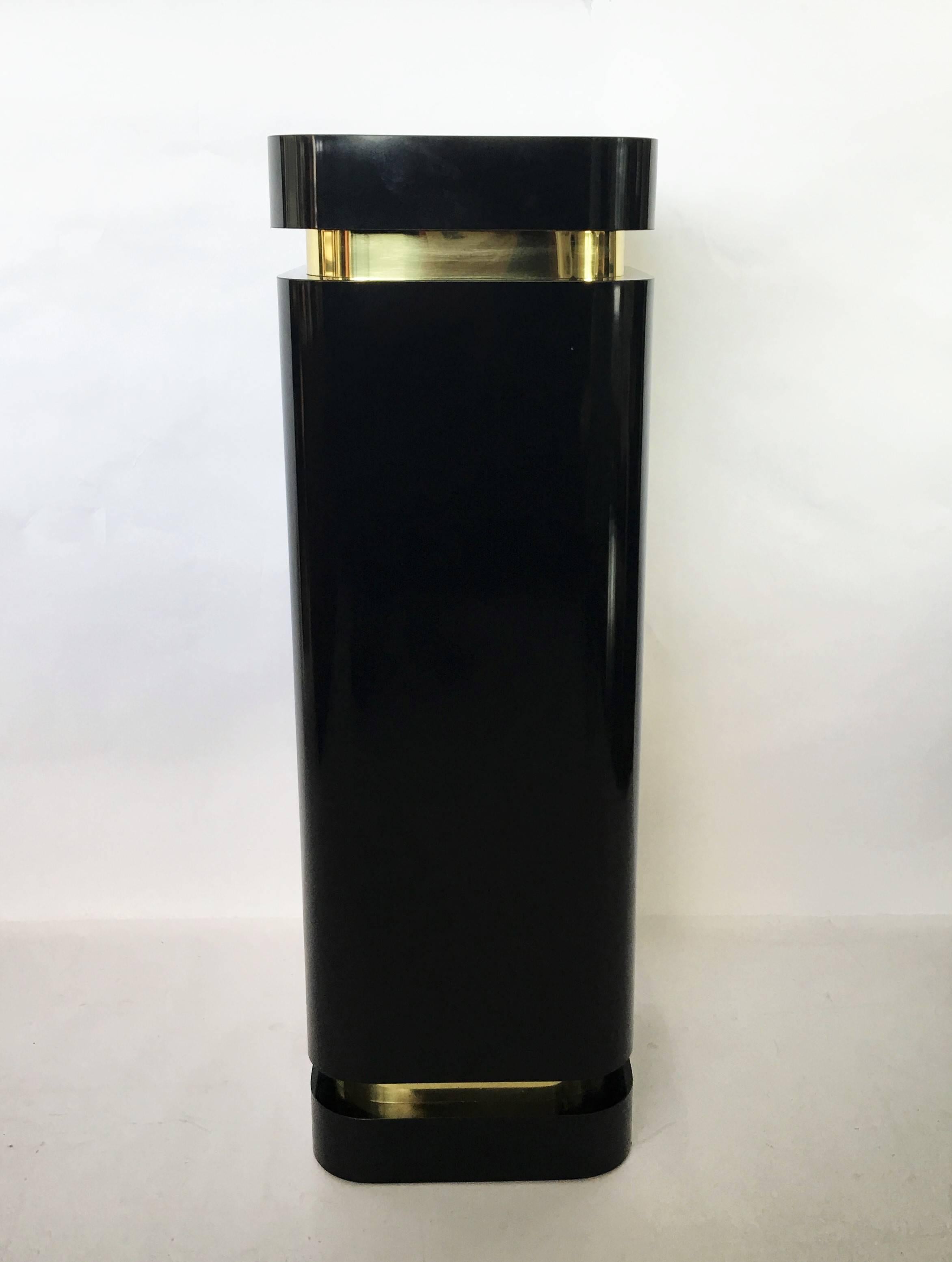 Modern Pair of Black Lacquer and Brass Pedestals For Sale