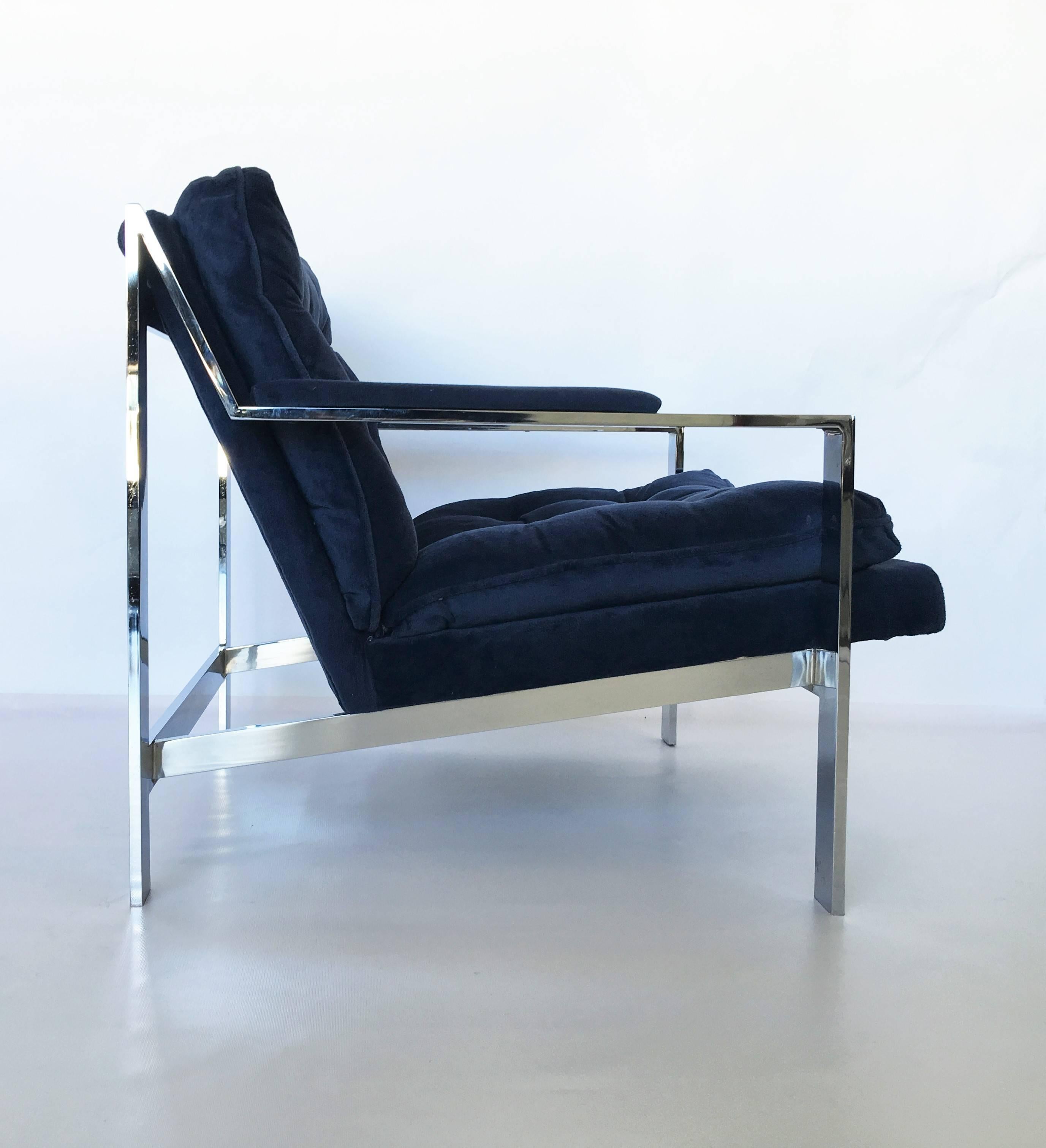 Mid-Century Modern Pair of Chrome Flat Bar Lounge Chairs by Cy Mann For Sale