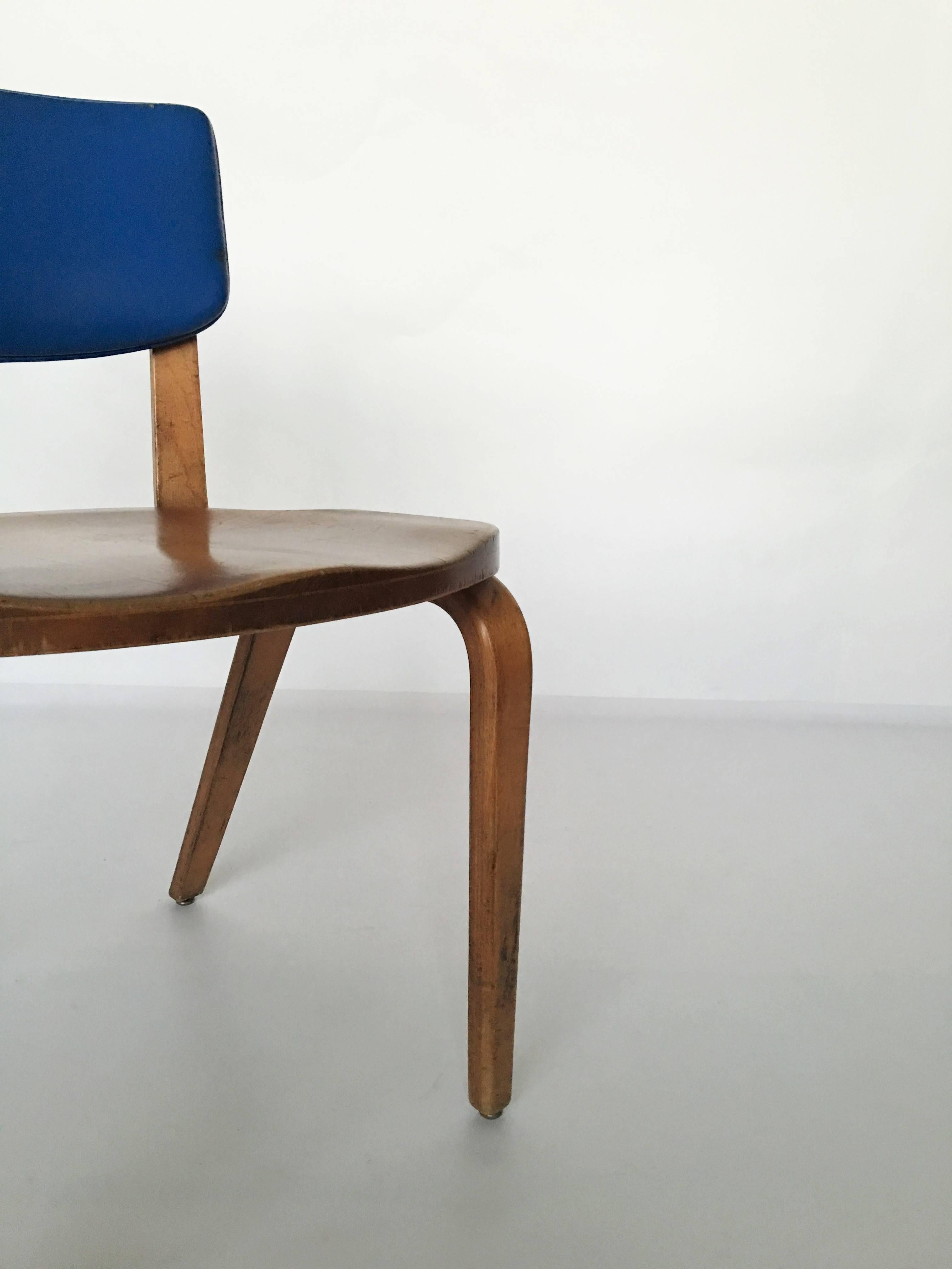 Austrian Original 1940 Thonet Bentwood Dining Chairs, Set of Eight For Sale