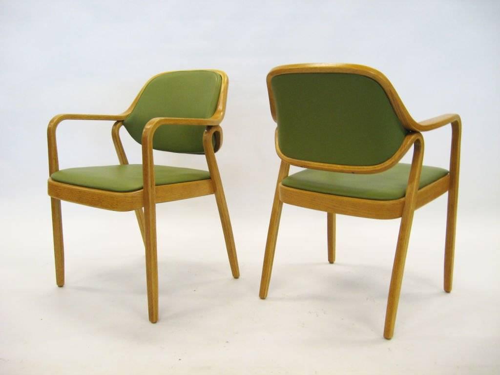 Mid-20th Century Vintage Set of 17 Model 1105 Knoll Chairs by Don Pettit For Sale