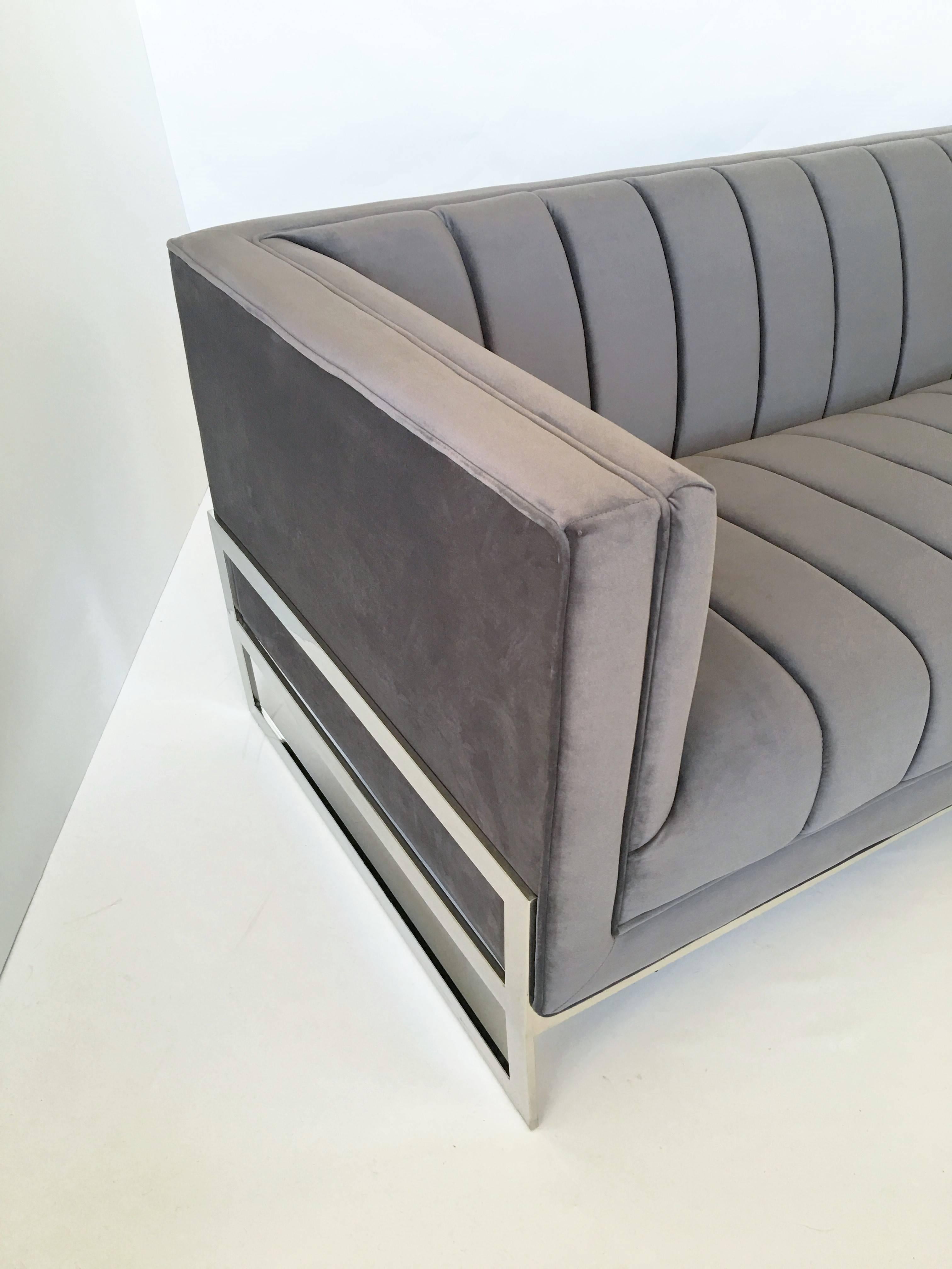 20th Century Mid-Century Modern Channel Design Floating Flat Bar Chrome Frame Sofa For Sale
