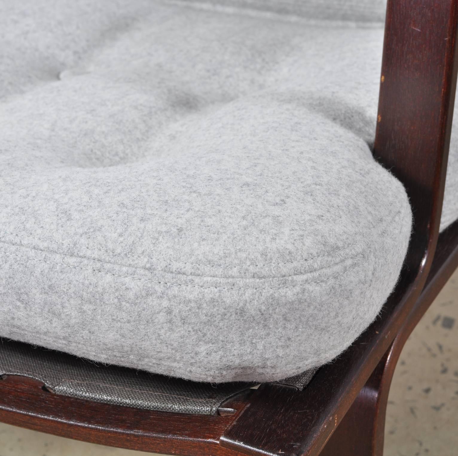 Bruno Mathsson Ingrid Chair in Grey Woolen Felt Fabric, Made by DUX For Sale 1