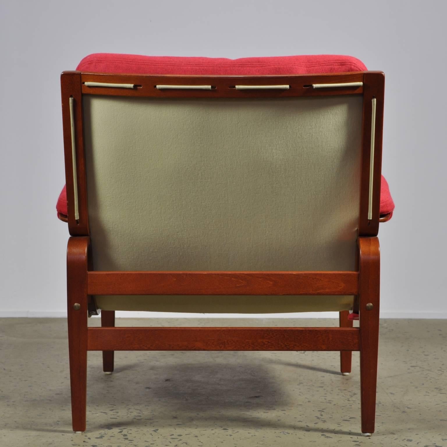 Scandinavian Modern Red Bruno Mathsson Ingrid Chair in Woollen Felt Fabric Made by DUX For Sale