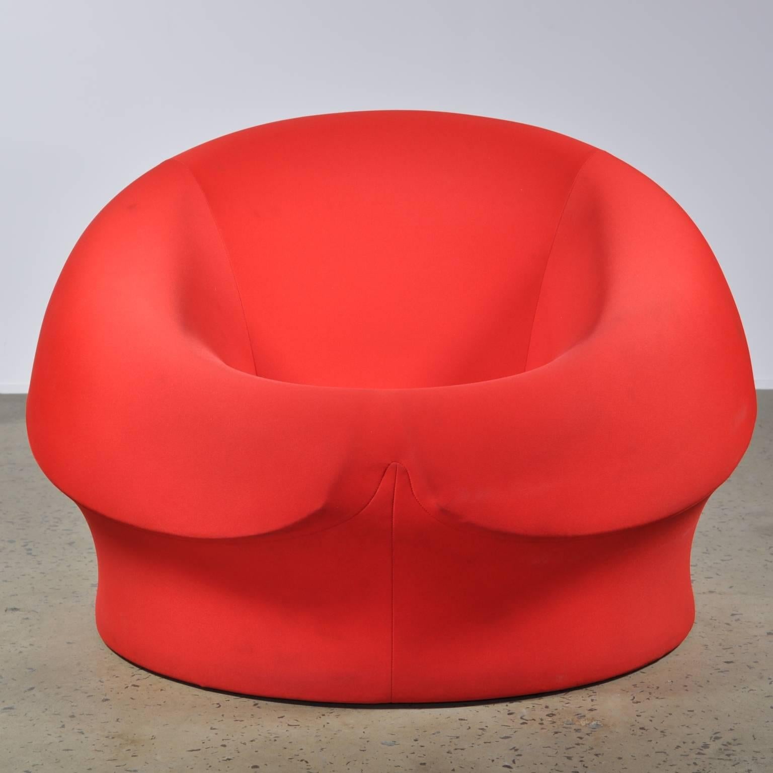 The UP 2000 Series - UP 3 armchair covered with fabric by B&B Italia, designed by Gaetano Pesce is one of the greatest symbols of Italian innovative design, an incredible revolutionary piece of art, a dynamic shape that creates a cosy alcove;