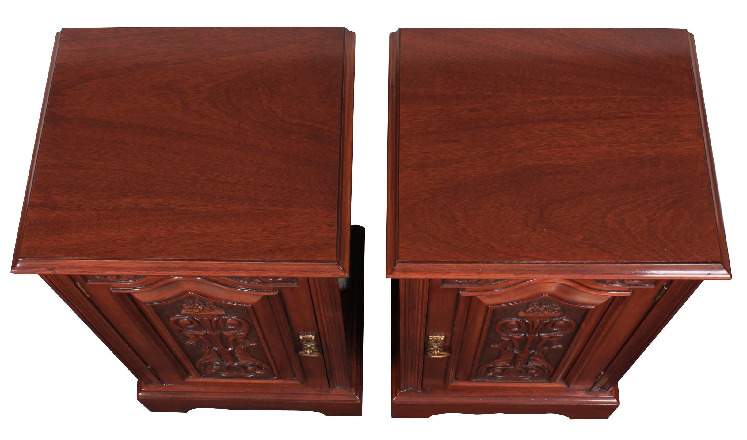 Pair of Carved Mahogany Bedside Cabinets For Sale 5