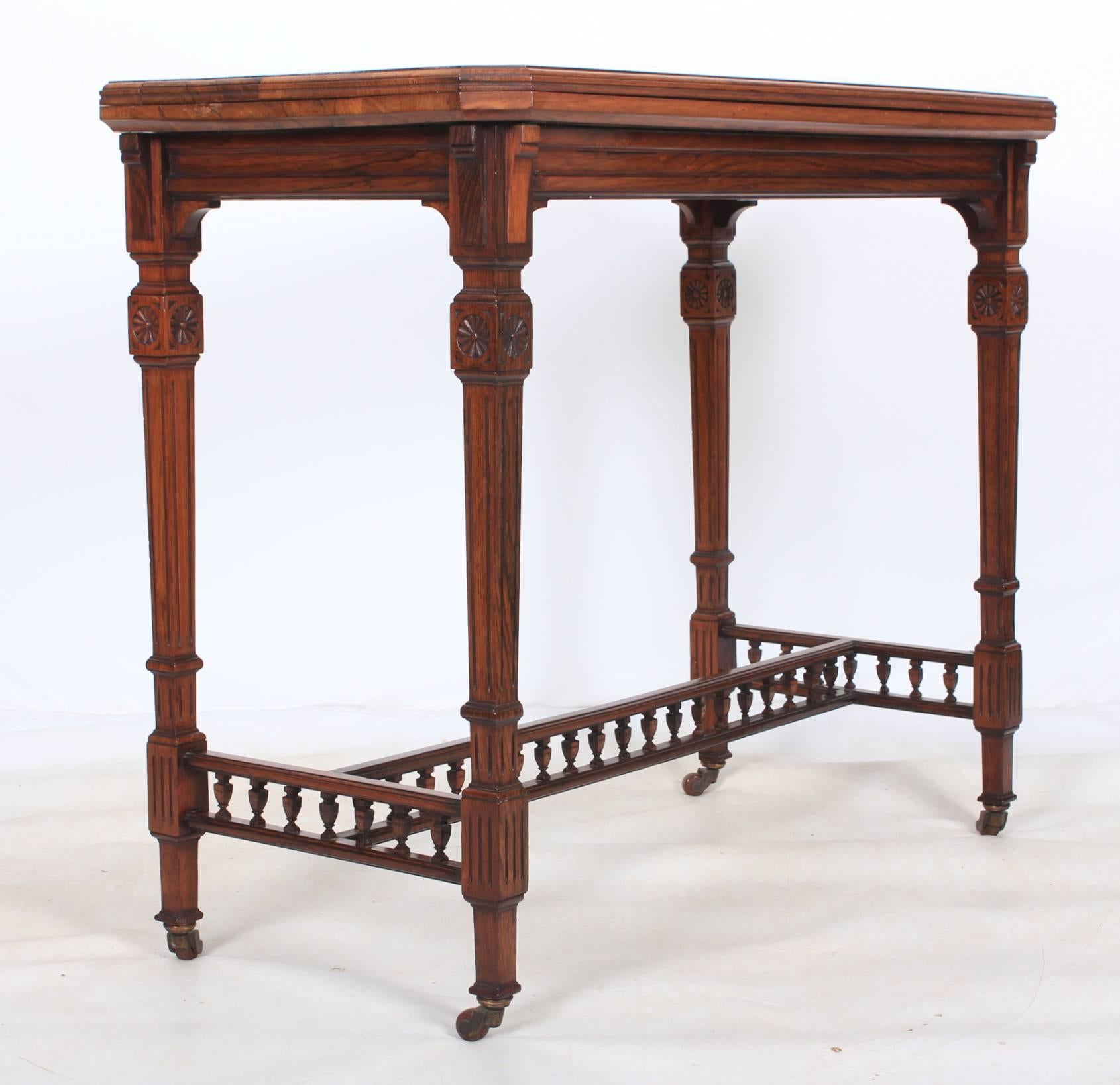 Early 20th Century Superb Quality Freestanding Rosewood Card Table For Sale