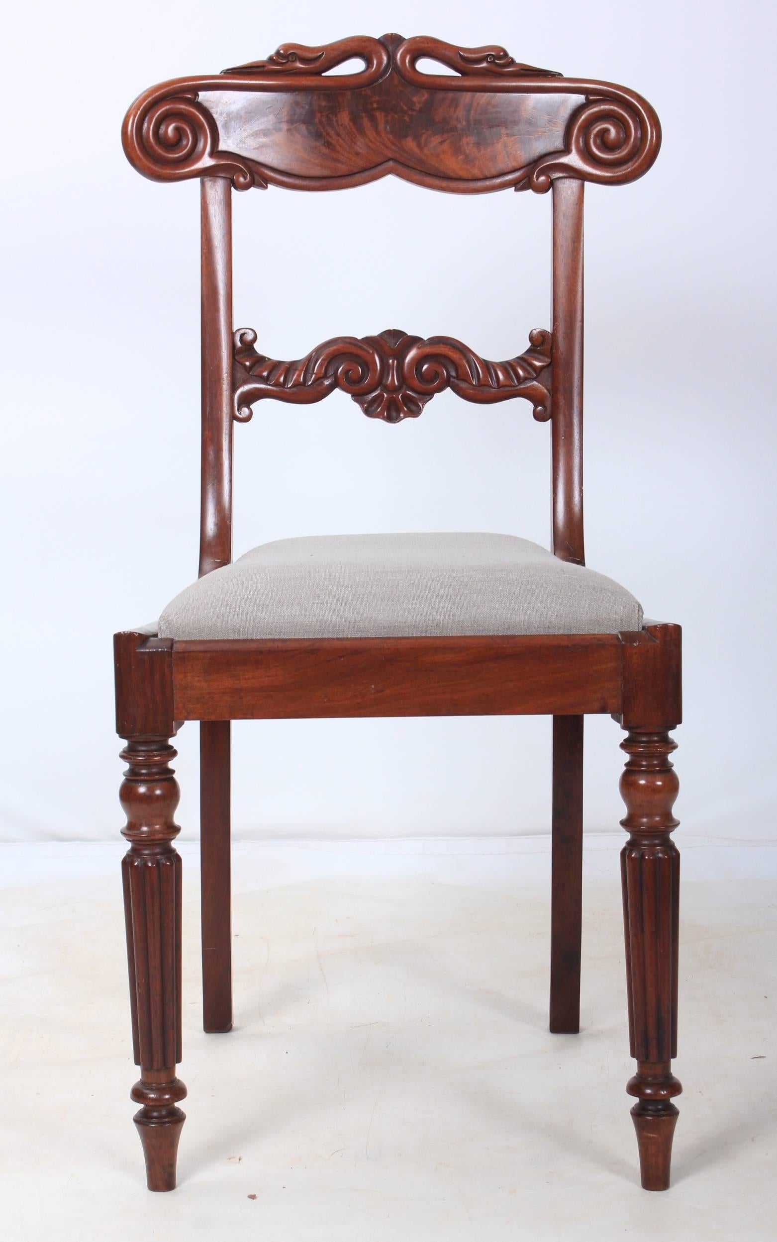Set of Ten Mahogany Bar Back Dining Chairs In Excellent Condition For Sale In Detling, GB