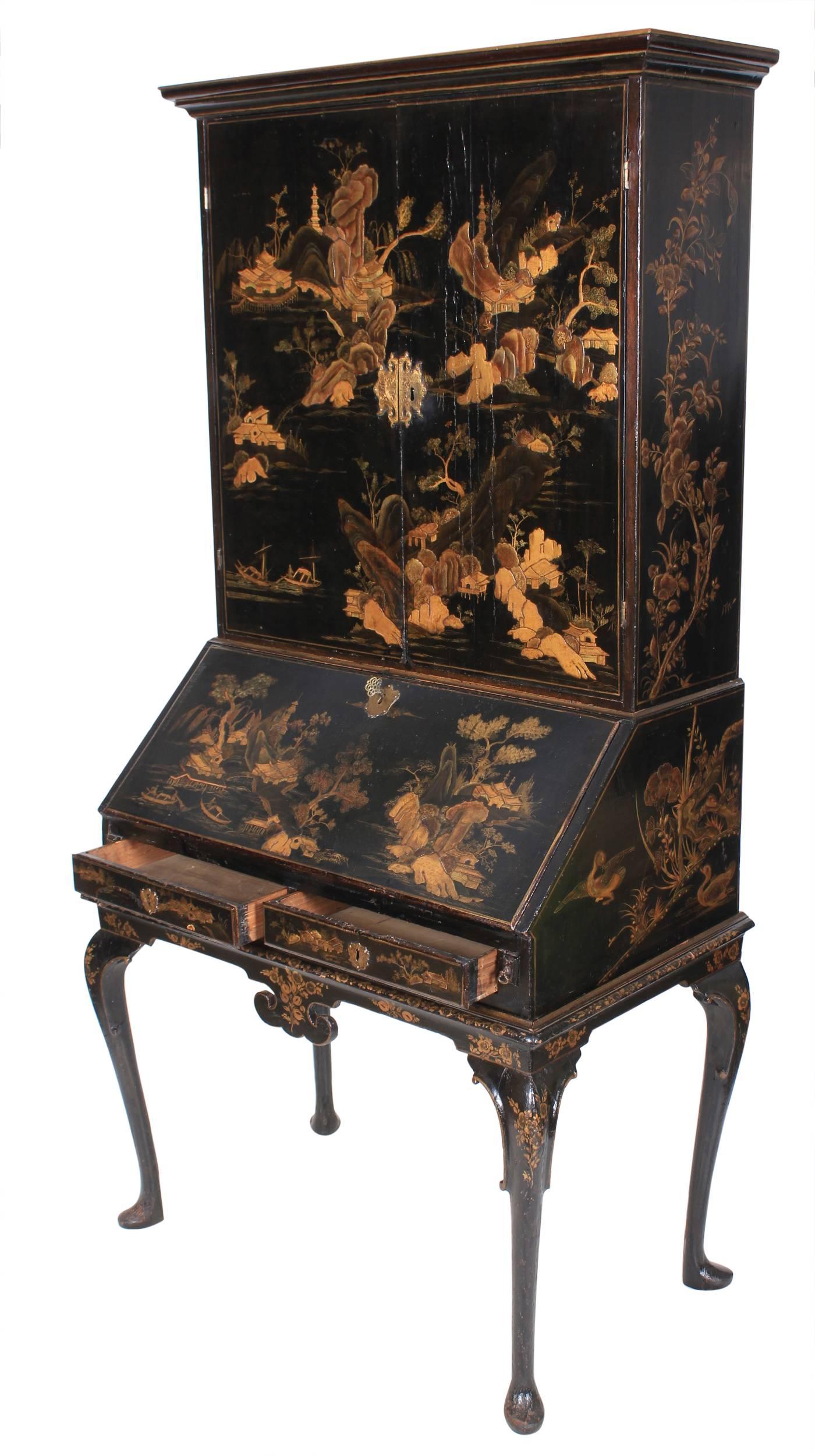 Genuine Early 18th Century Chinoiserie Japanned Bureau Bookcase 3