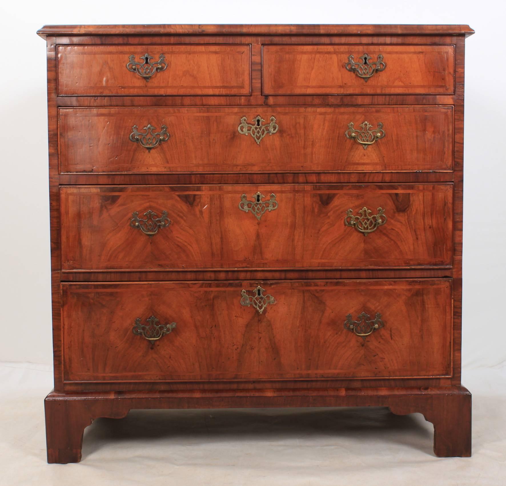 Early 18th Century Queen Anne Walnut Chest of Drawers For Sale