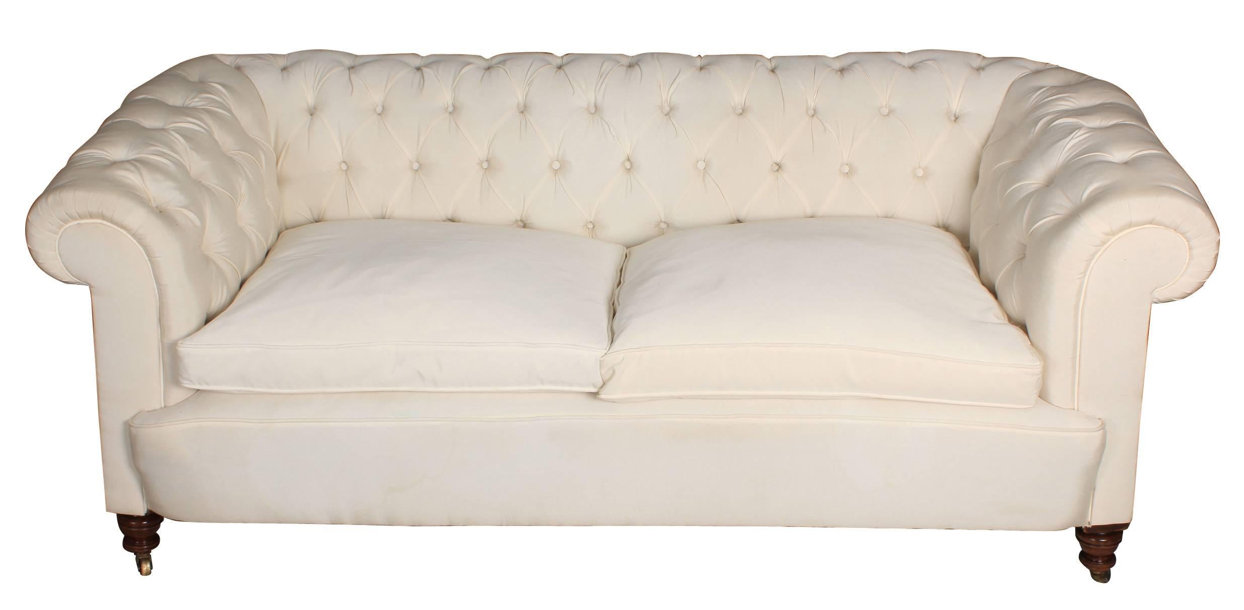 English Victorian Chesterfield Sofa For Sale