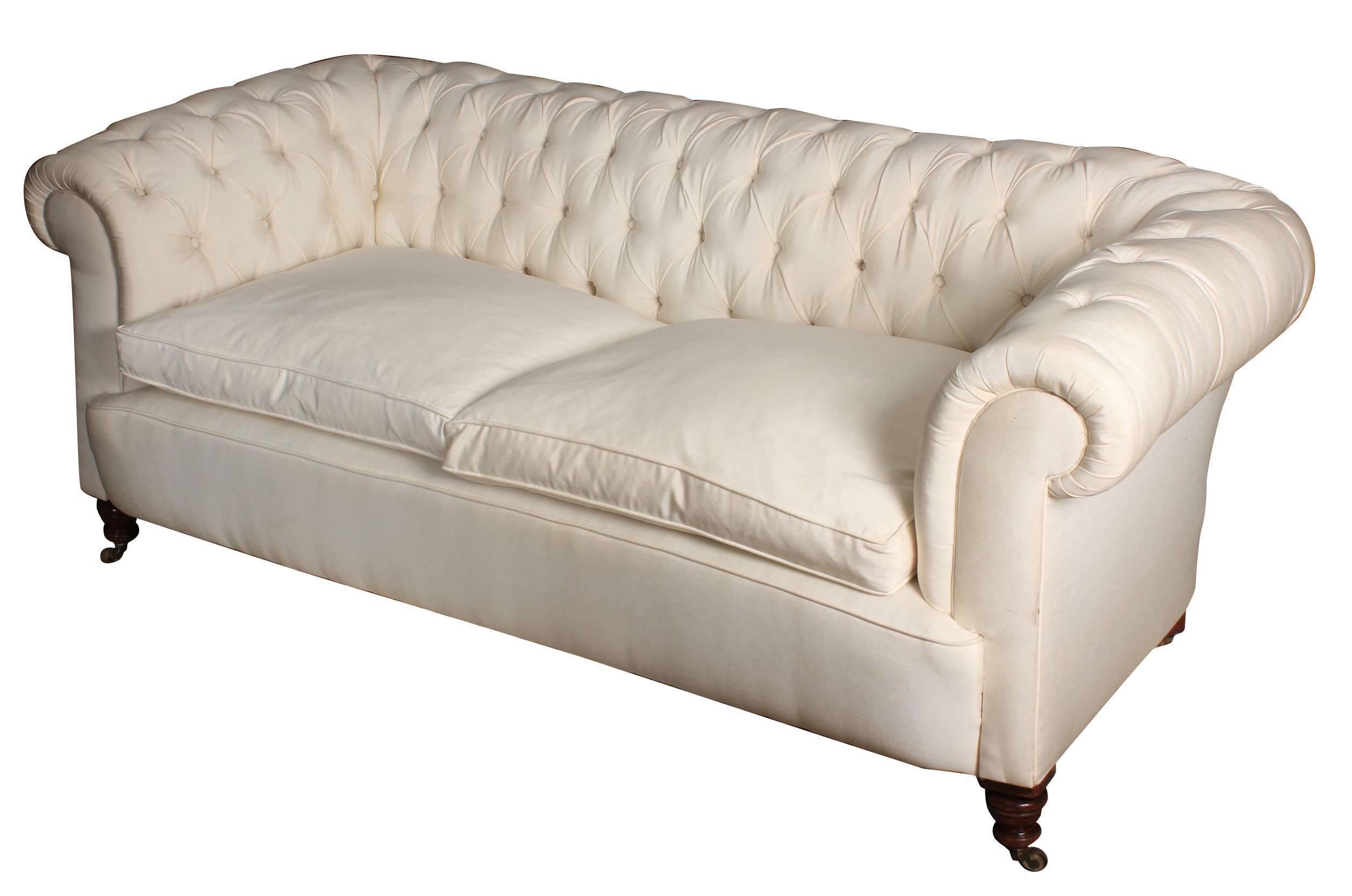 Mid-19th Century Victorian Chesterfield Sofa For Sale