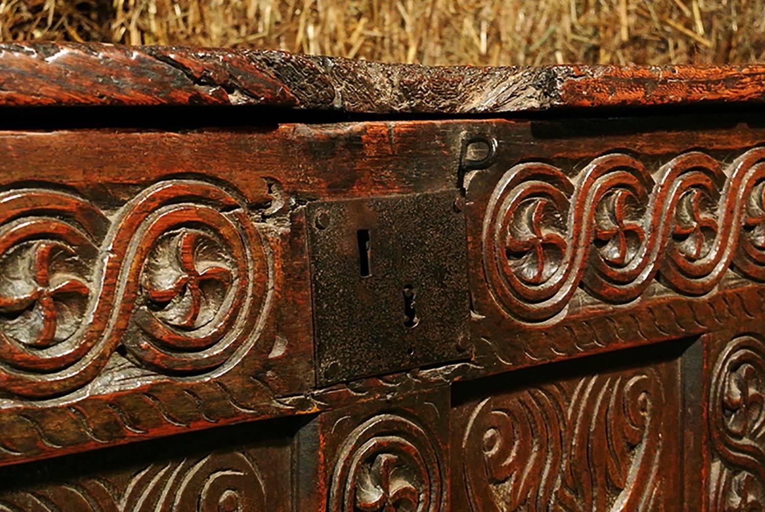 17th Century English James I Joined Elm Four Panel Guillouche Carved Coffer, circa 1610 For Sale