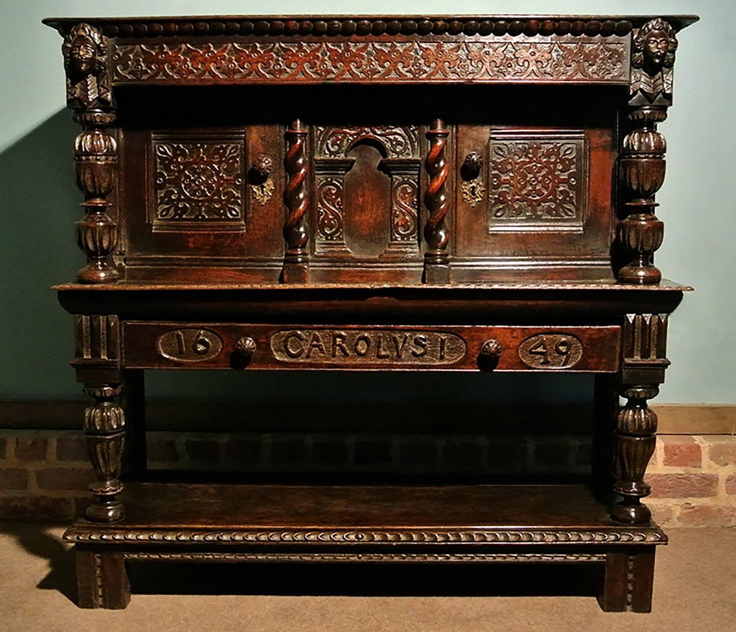 Exceptional James I Standing Oak Livery Cupboard In Good Condition In East Sussex, GB