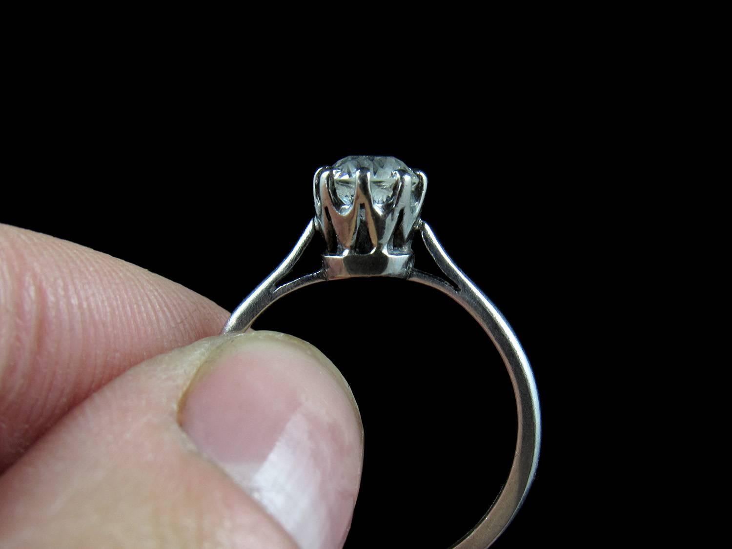 Mid-20th Century Pretty Platinum and Diamond Solitaire Ring, Size J