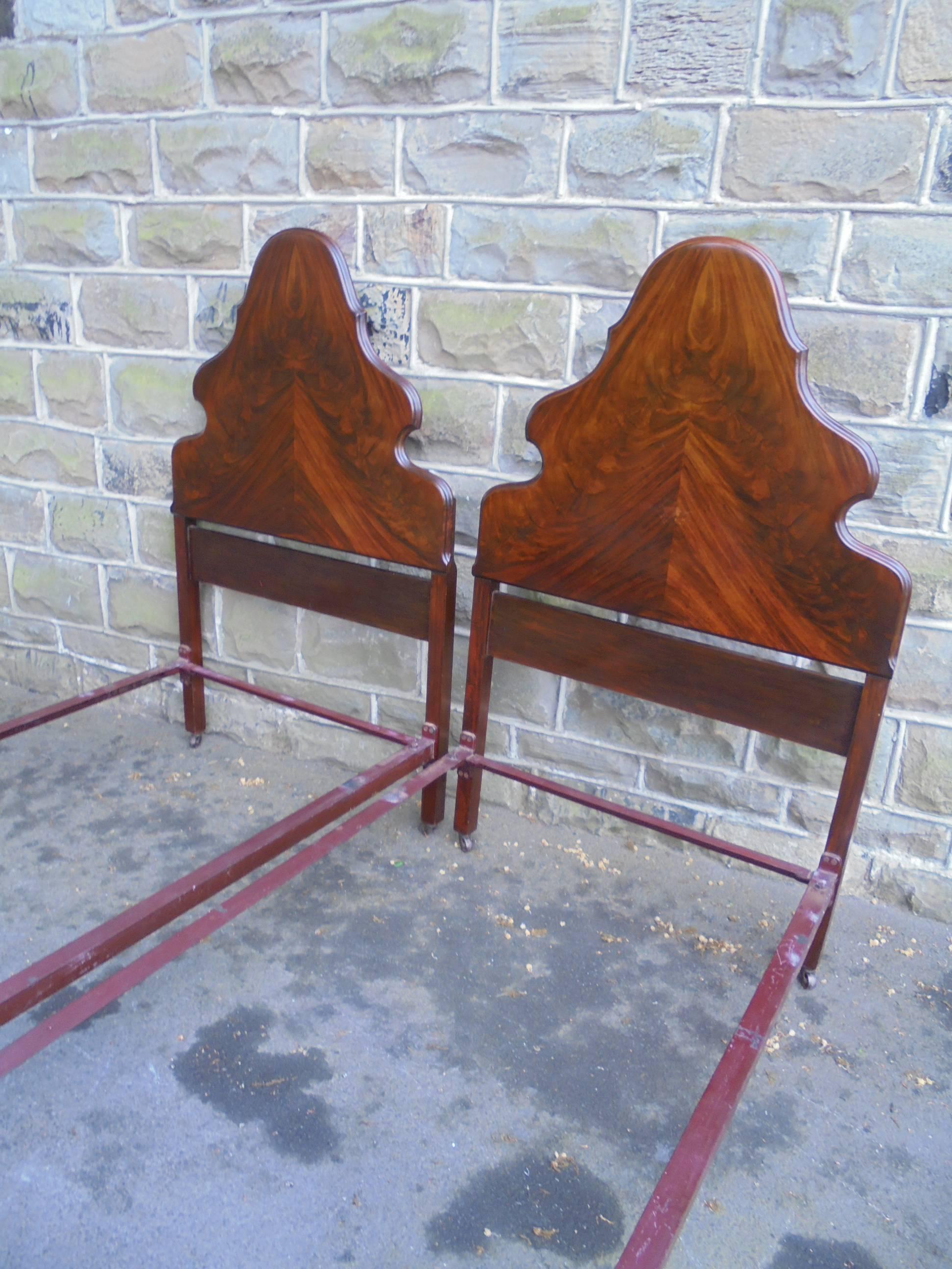 Iron Pair of 1920s Queen Anne Style Mahogany Single Bed Frames