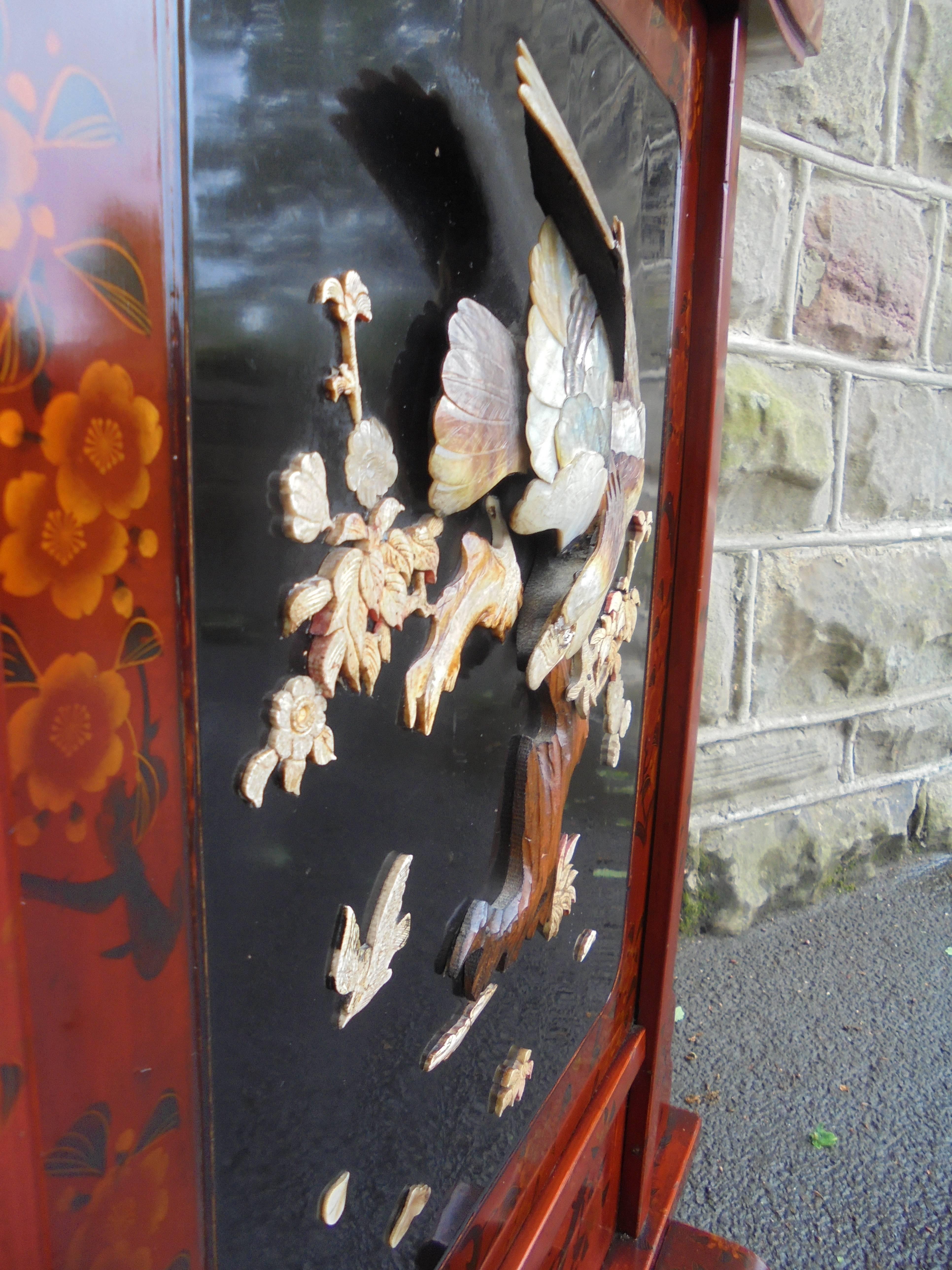 Antique Lacquered Shibayama Screen For Sale 2