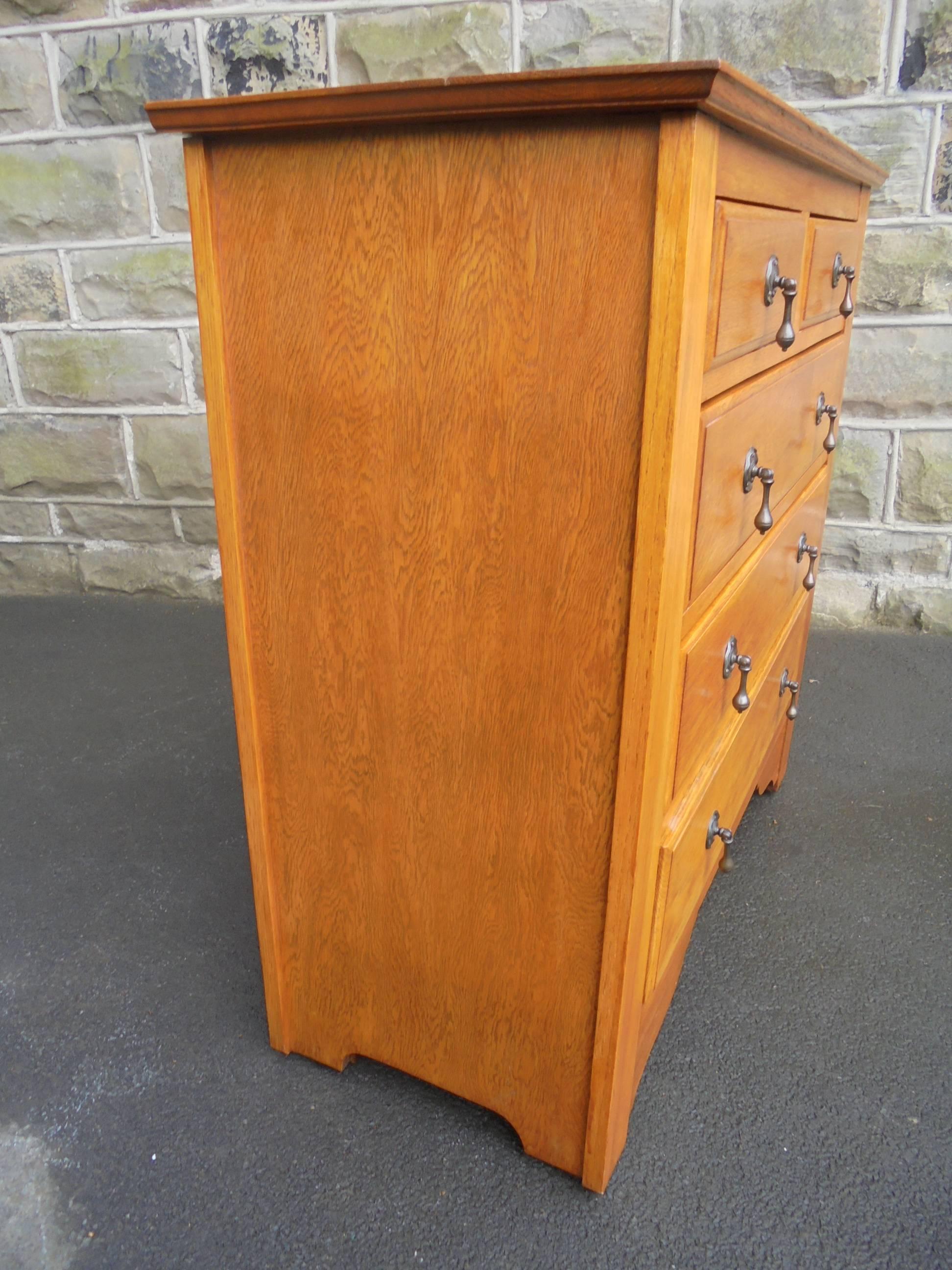 Arts and Crafts Antique Arts & Crafts Oak Chest of Draws