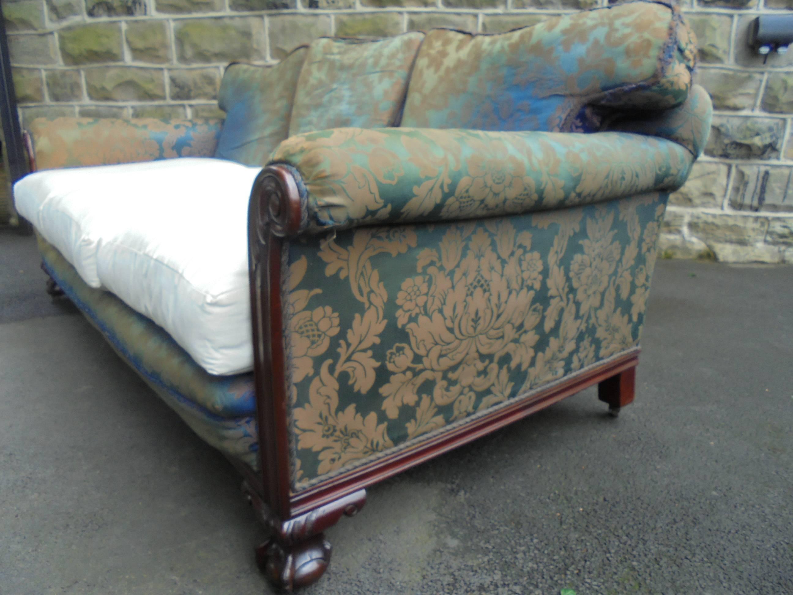 Good Shaped Antique Country House Sofa In Good Condition In Wakefield, GB