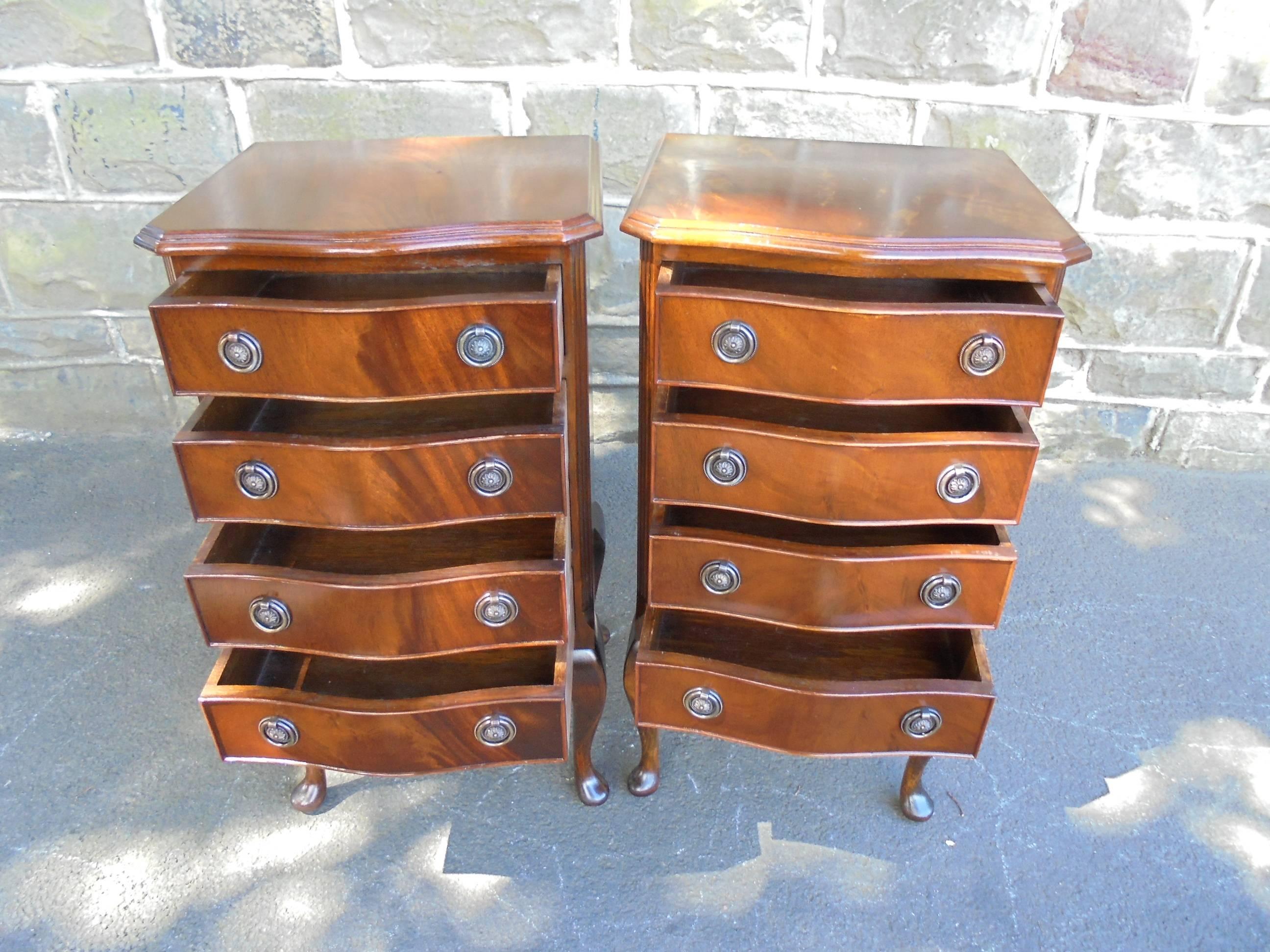 Pair of Antique Mahogany Chest Draws Bedside Chests For Sale 2