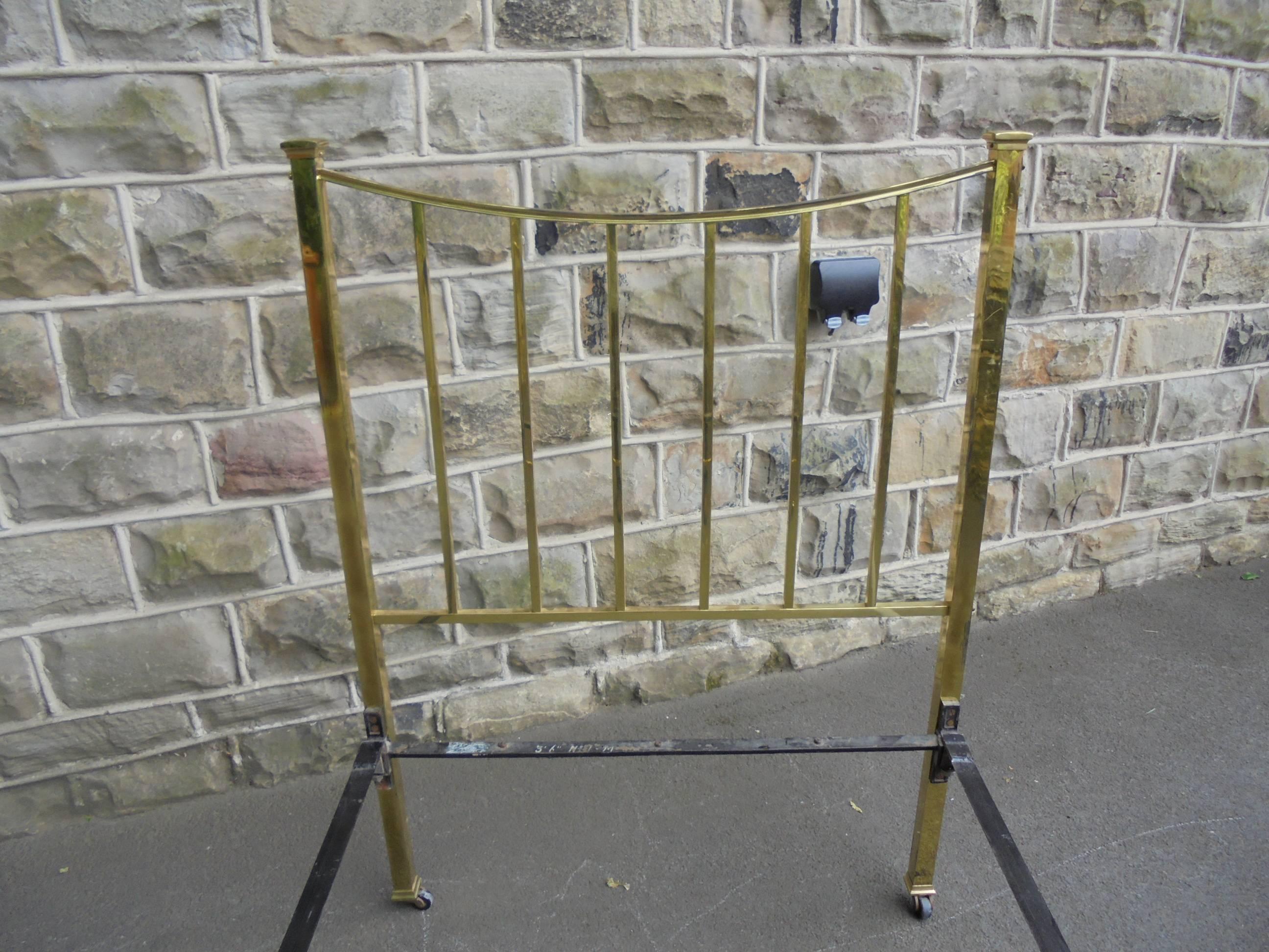 Great Britain (UK) Antique Brass Framed Single Bed Frame For Sale