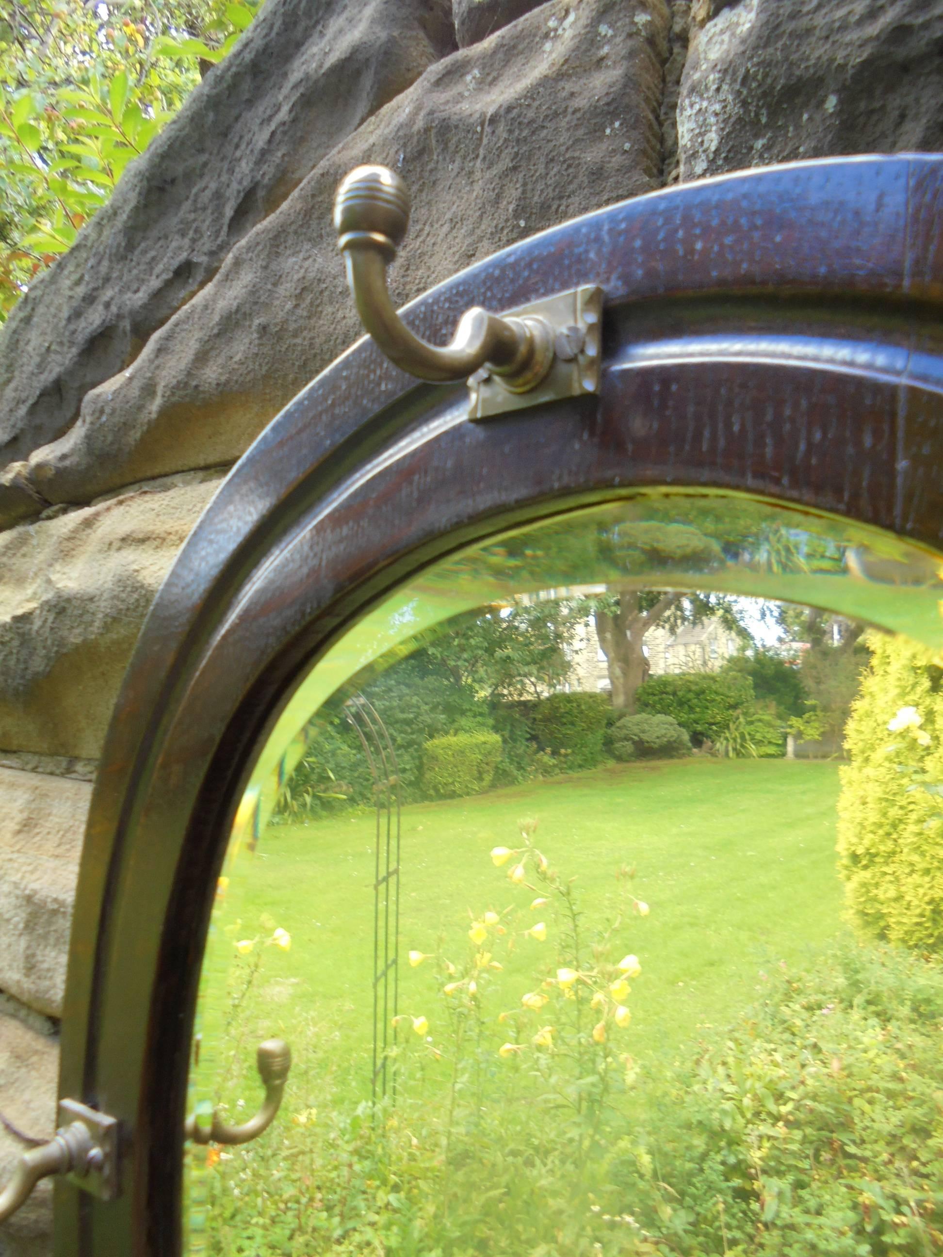 Antique Oak Horse Shoe Shaped Wall Mirror In Good Condition For Sale In Wakefield, GB