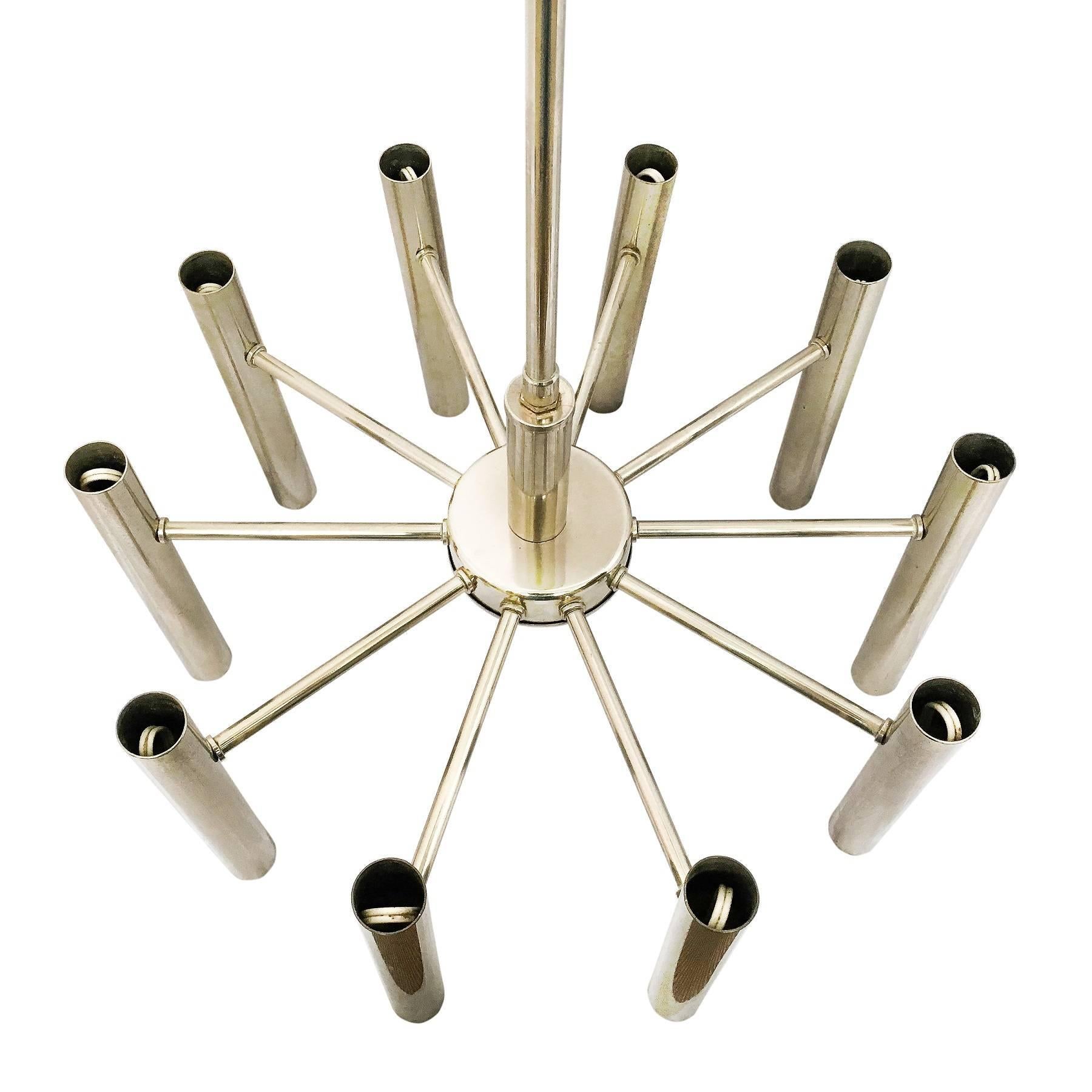 Gaetano Sciolari Sputnik chandelier was designed and produced in Italy during the 1960s-1970s for Boulanger.
 
The chandelier is chrome-plated on heavy brass. This light offers versatility and offers versatility with its rotating tubes, you can