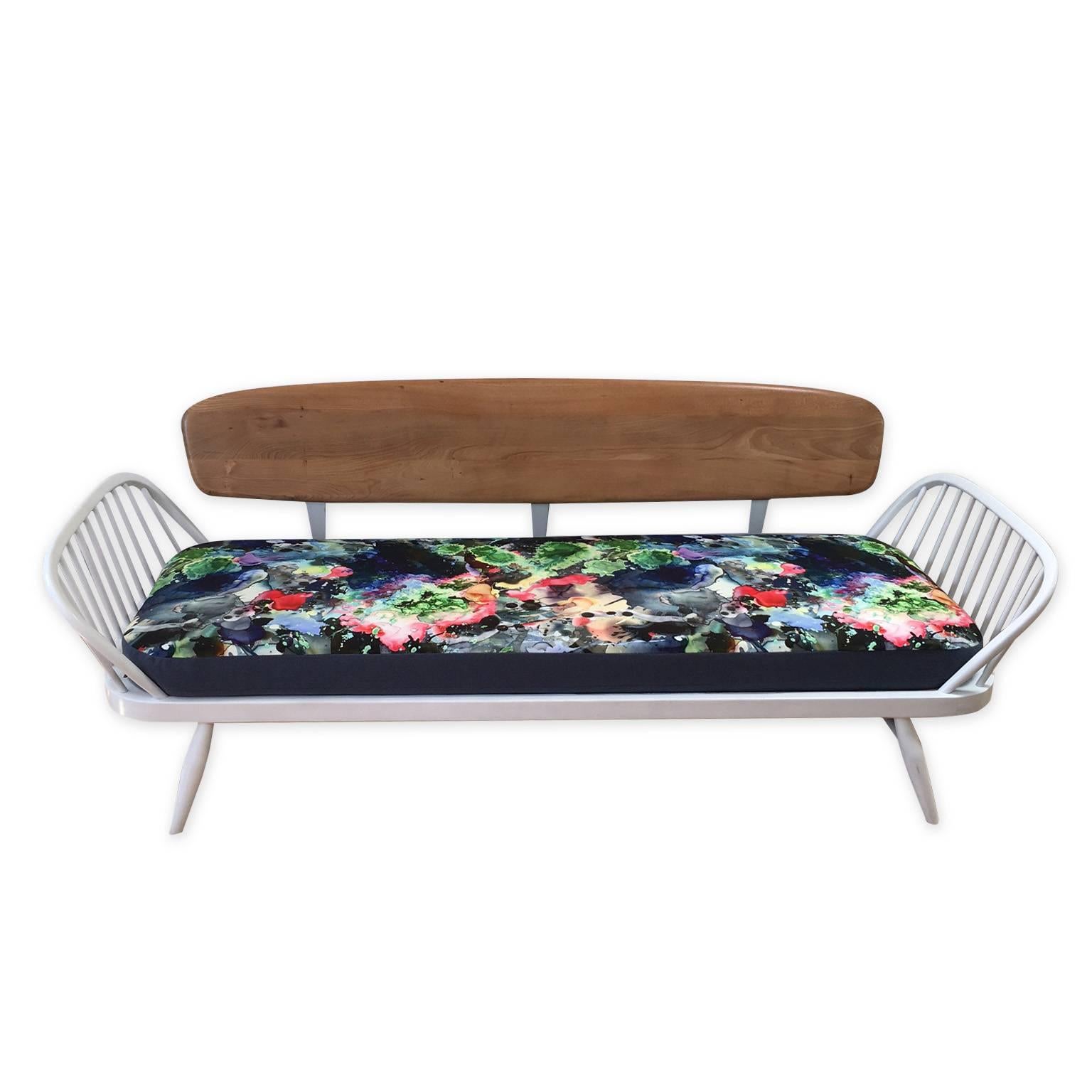 Cotton Mid-20th Century Ercol Studio Couch with Timorous Beasties Print Upholstery For Sale