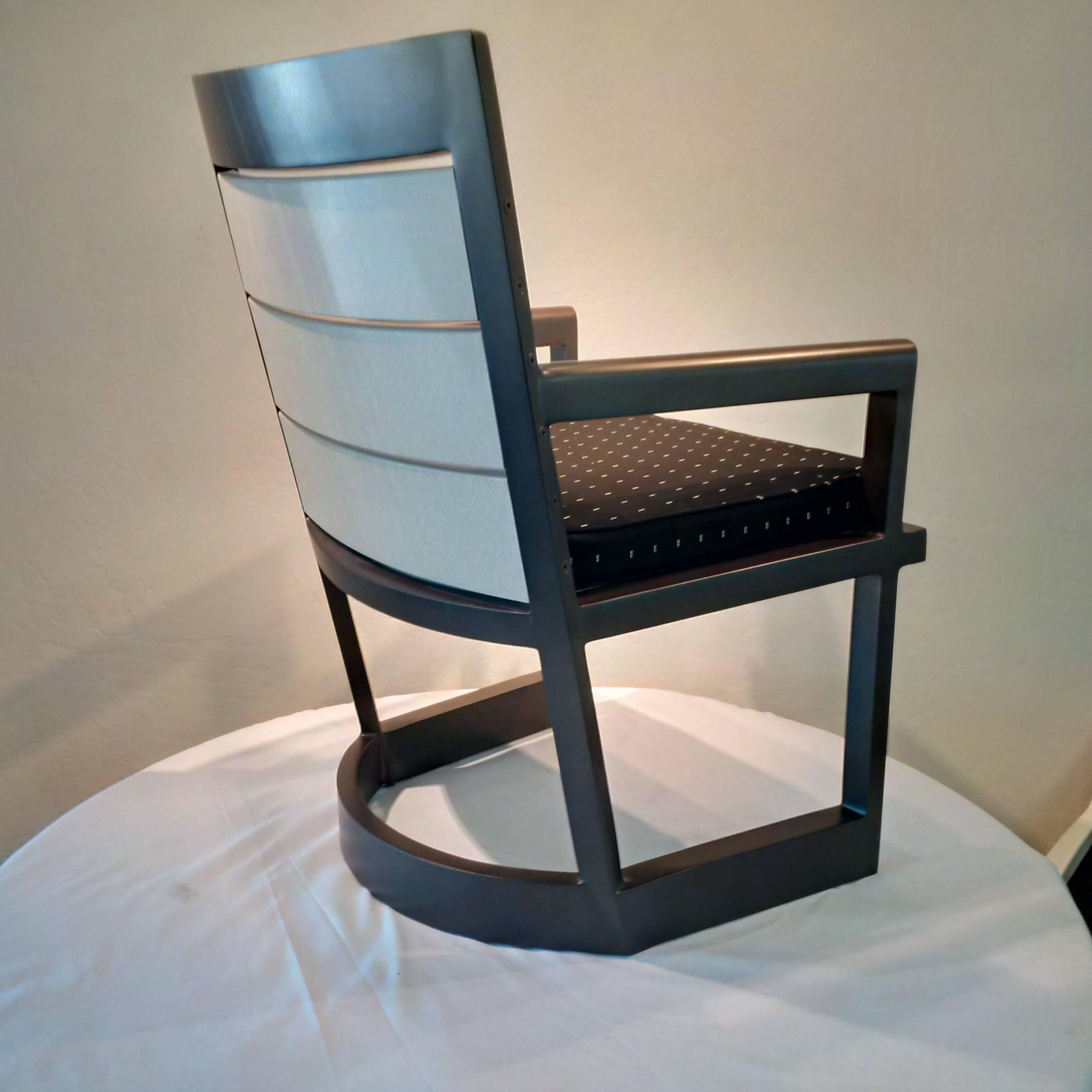 Aluminum Heltzer Outdoor Dining Chairs For Sale