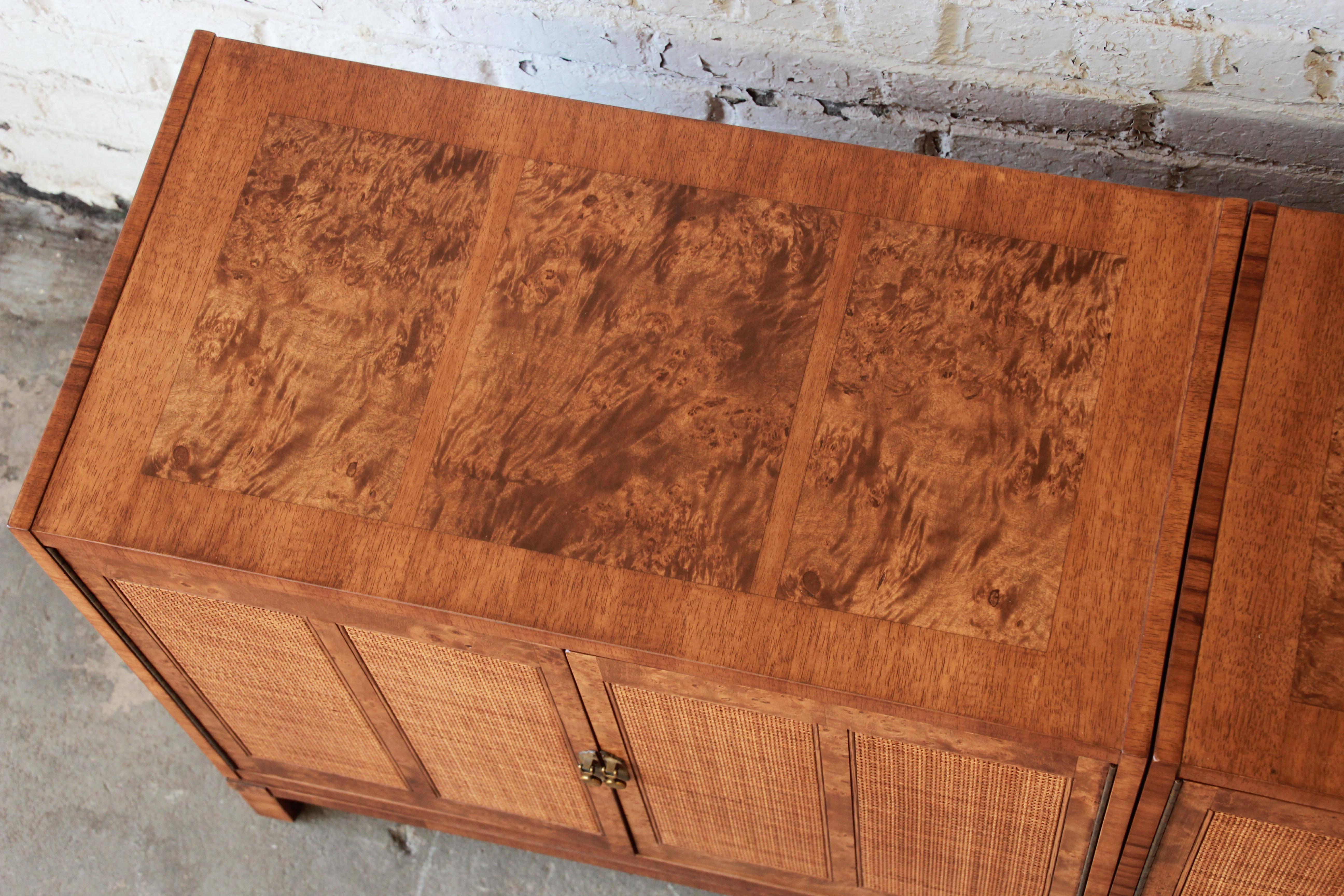 Bernhard Rohne for Mastercraft Burled Amboyna Credenza In Excellent Condition In South Bend, IN