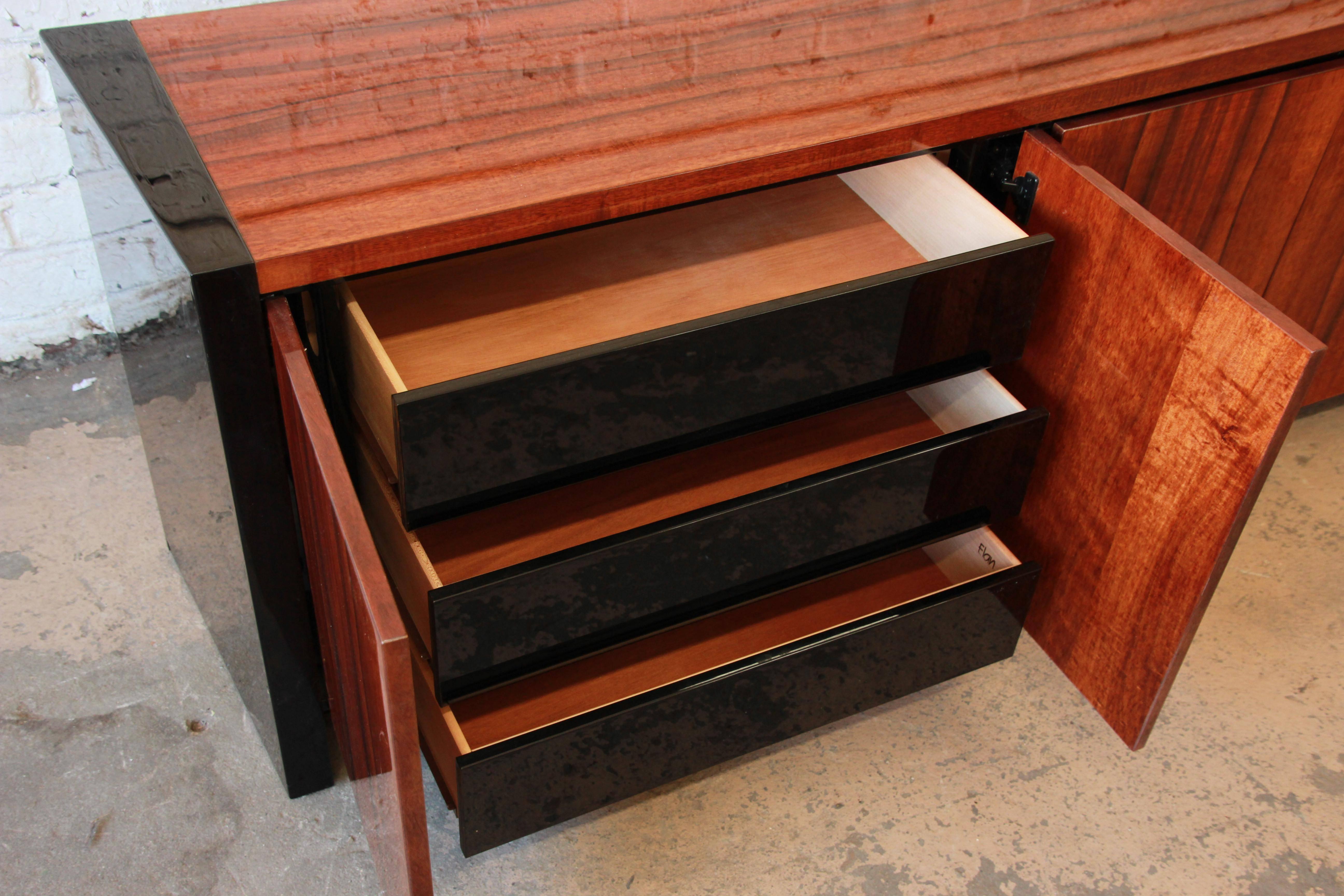 Henredon Elan Collection Black Lacquer and Koa Wood Credenza 1