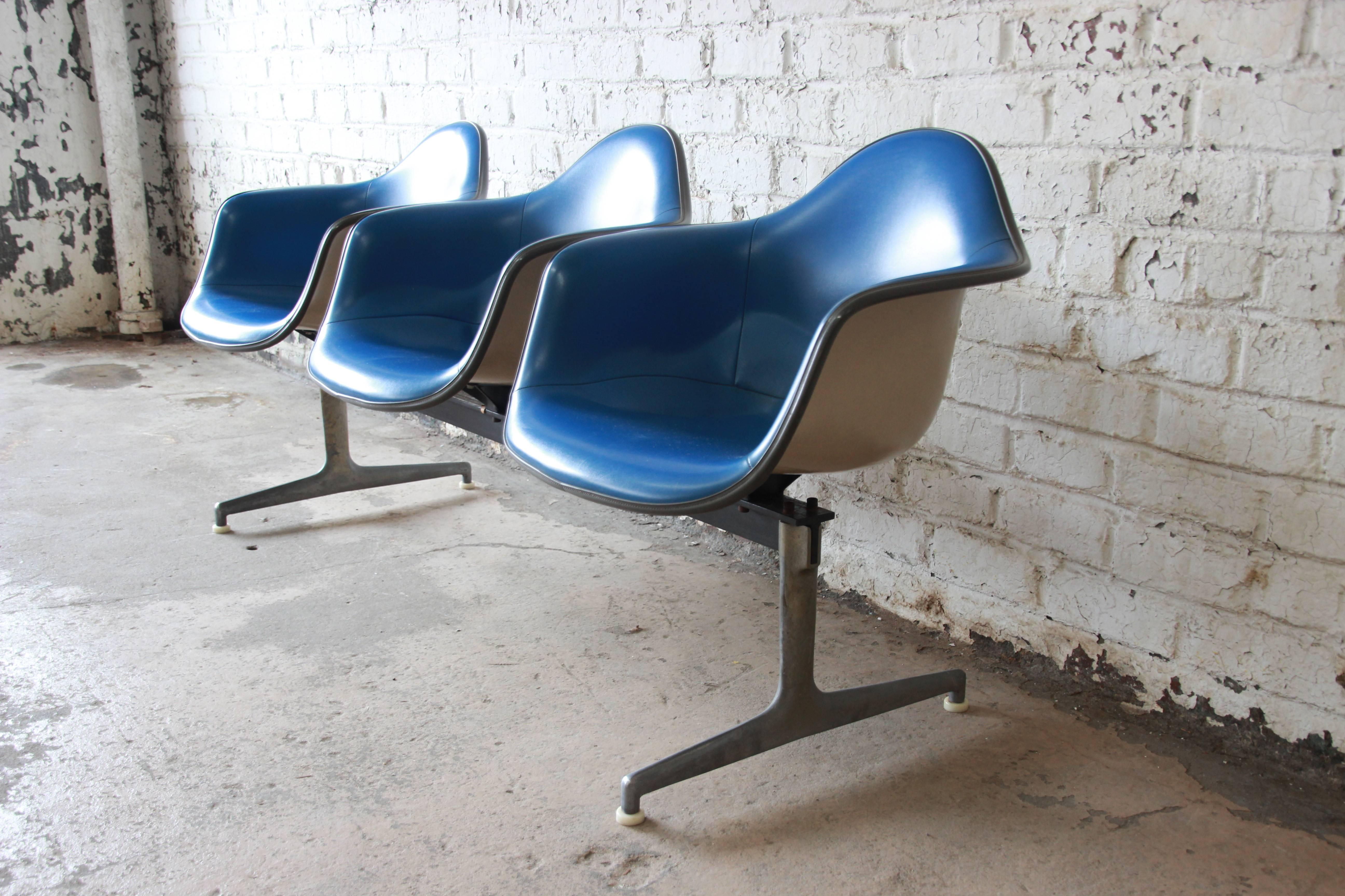 eames tandem shell seating
