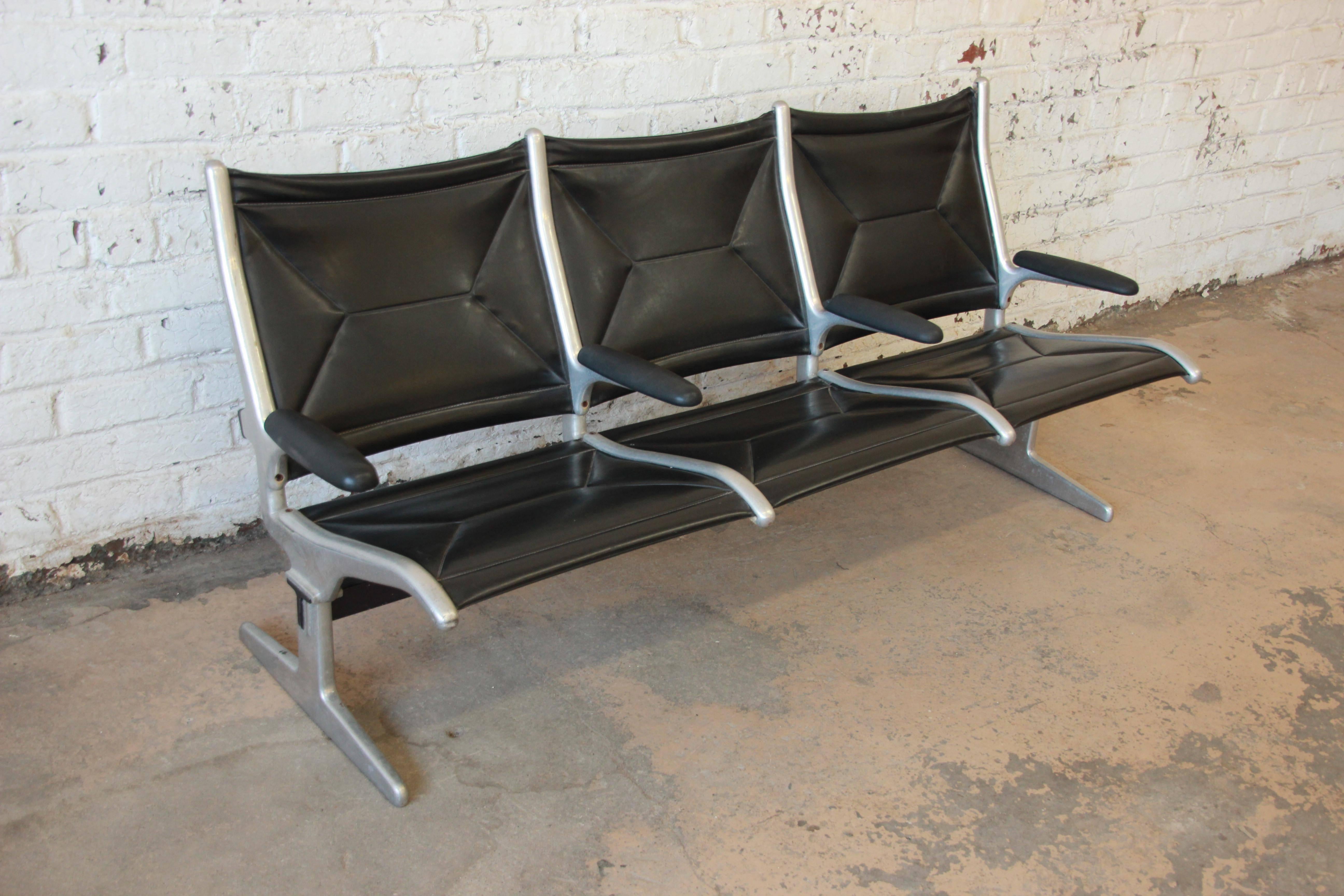 eames airport bench