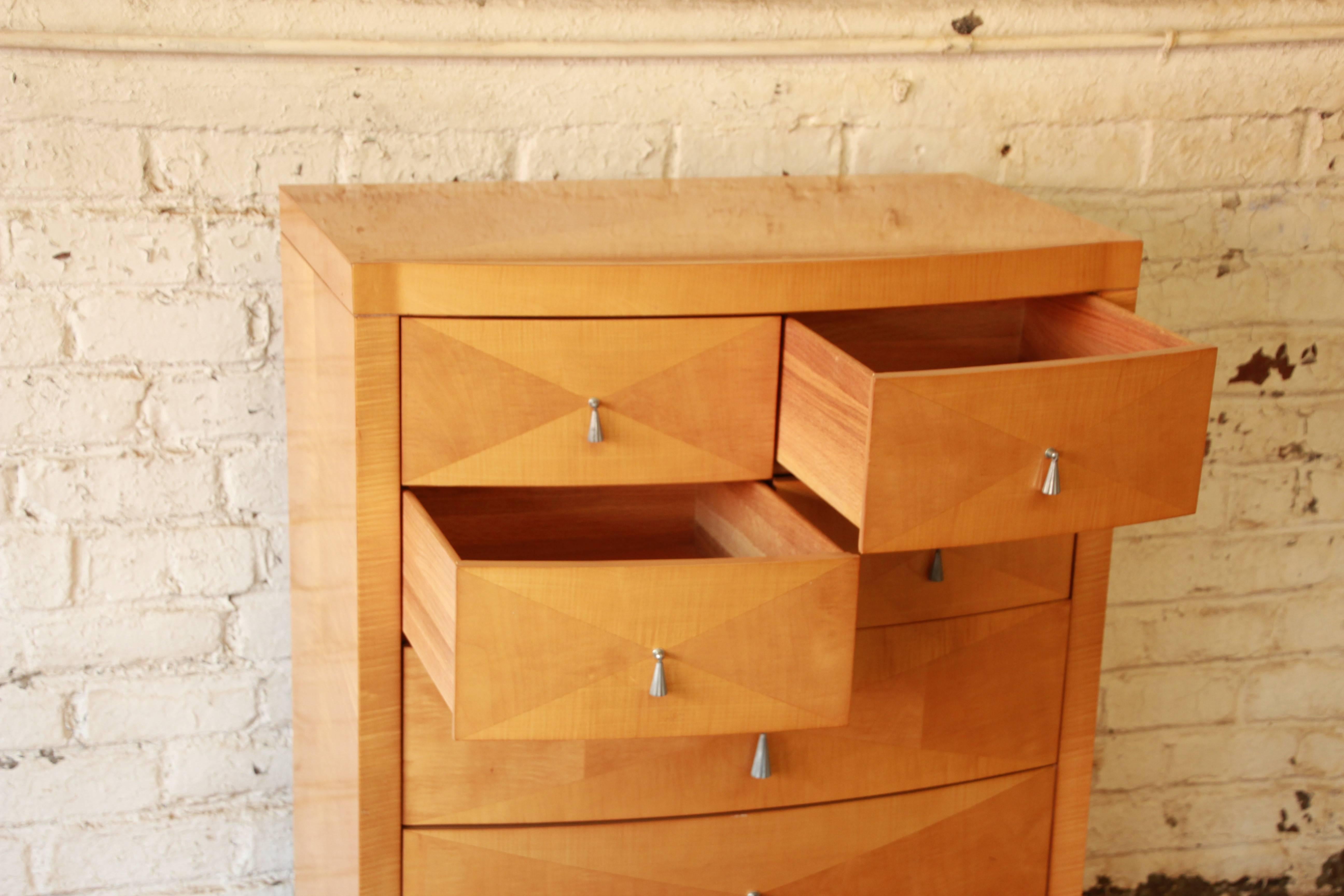 Late 20th Century Baker Furniture Satinwood Seven-Drawer Highboy Dresser