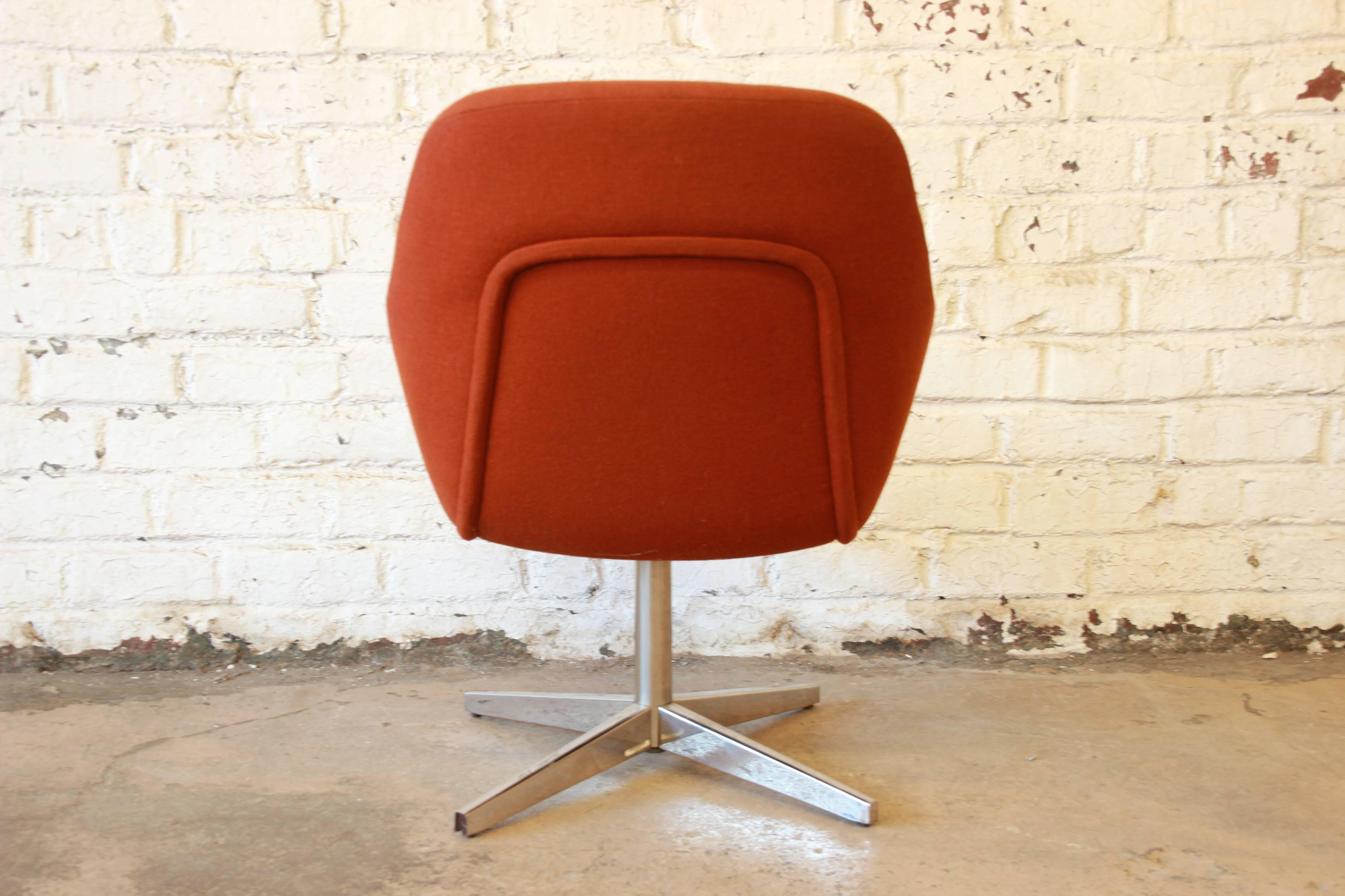 pearson swivel chair