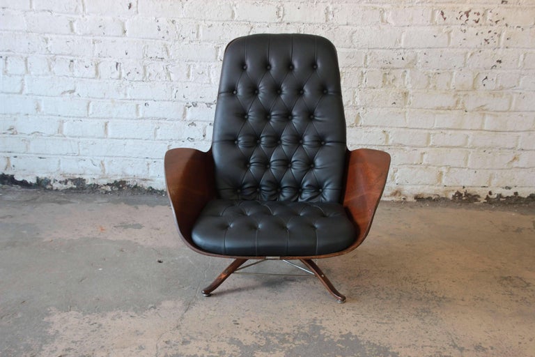 Mulhauser for Plycraft "Mr. Chair" and Ottoman at 1stDibs mr