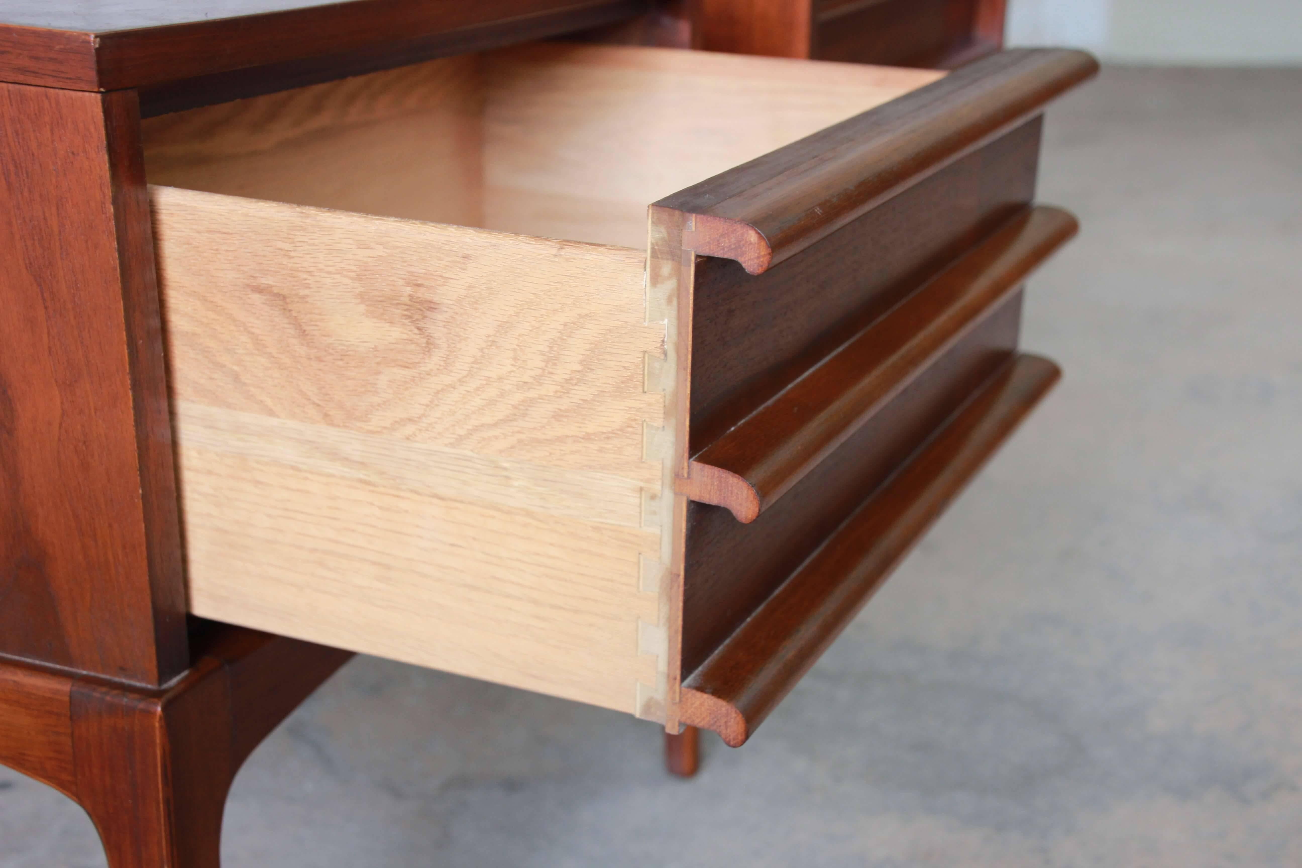 Pair of Lane Rhythm Mid-Century Modern Sculpted Walnut Nightstands 1