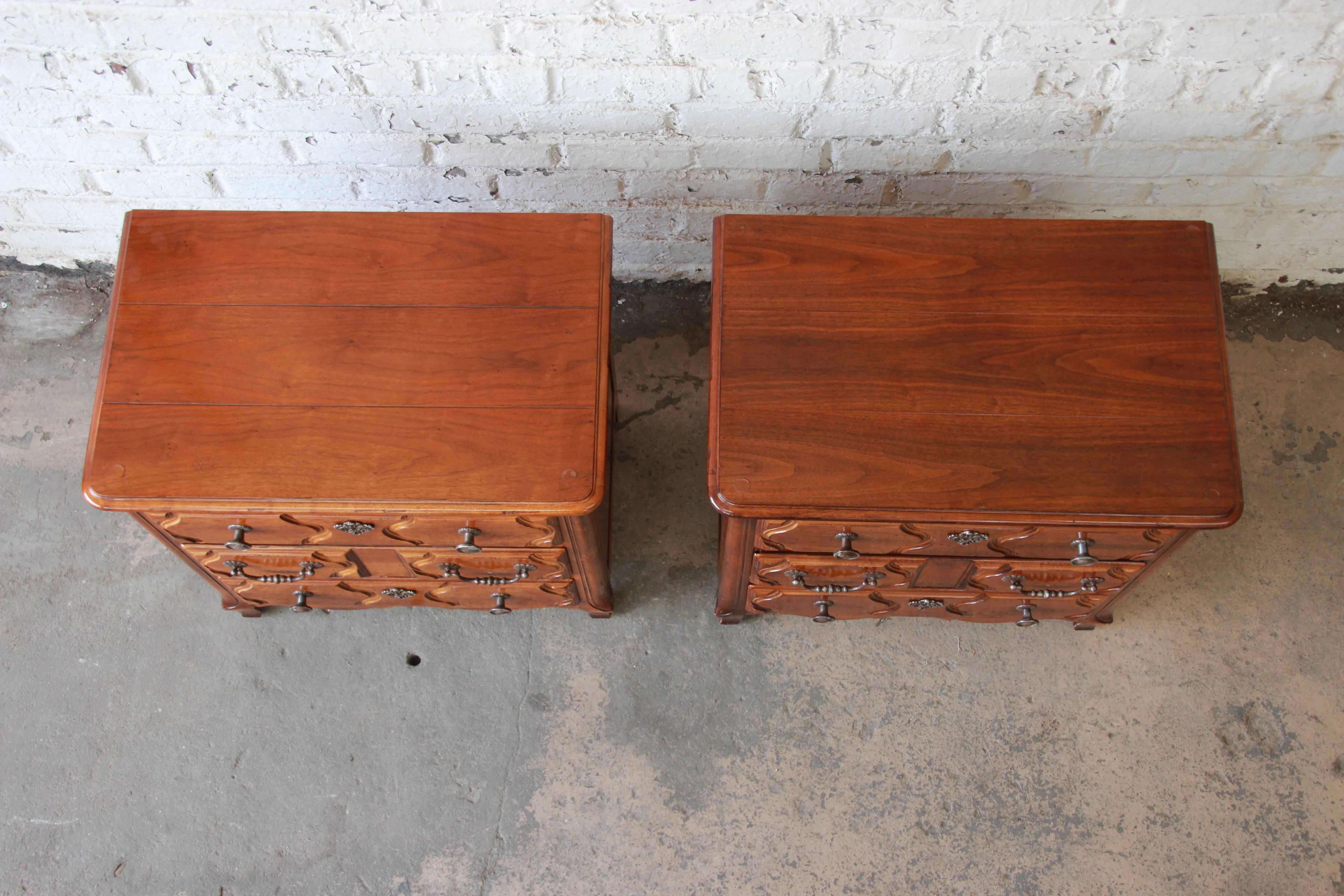 Pierre Deux French Country Three-Drawer Chests or Nightstands by Henredon, Pair In Good Condition In South Bend, IN