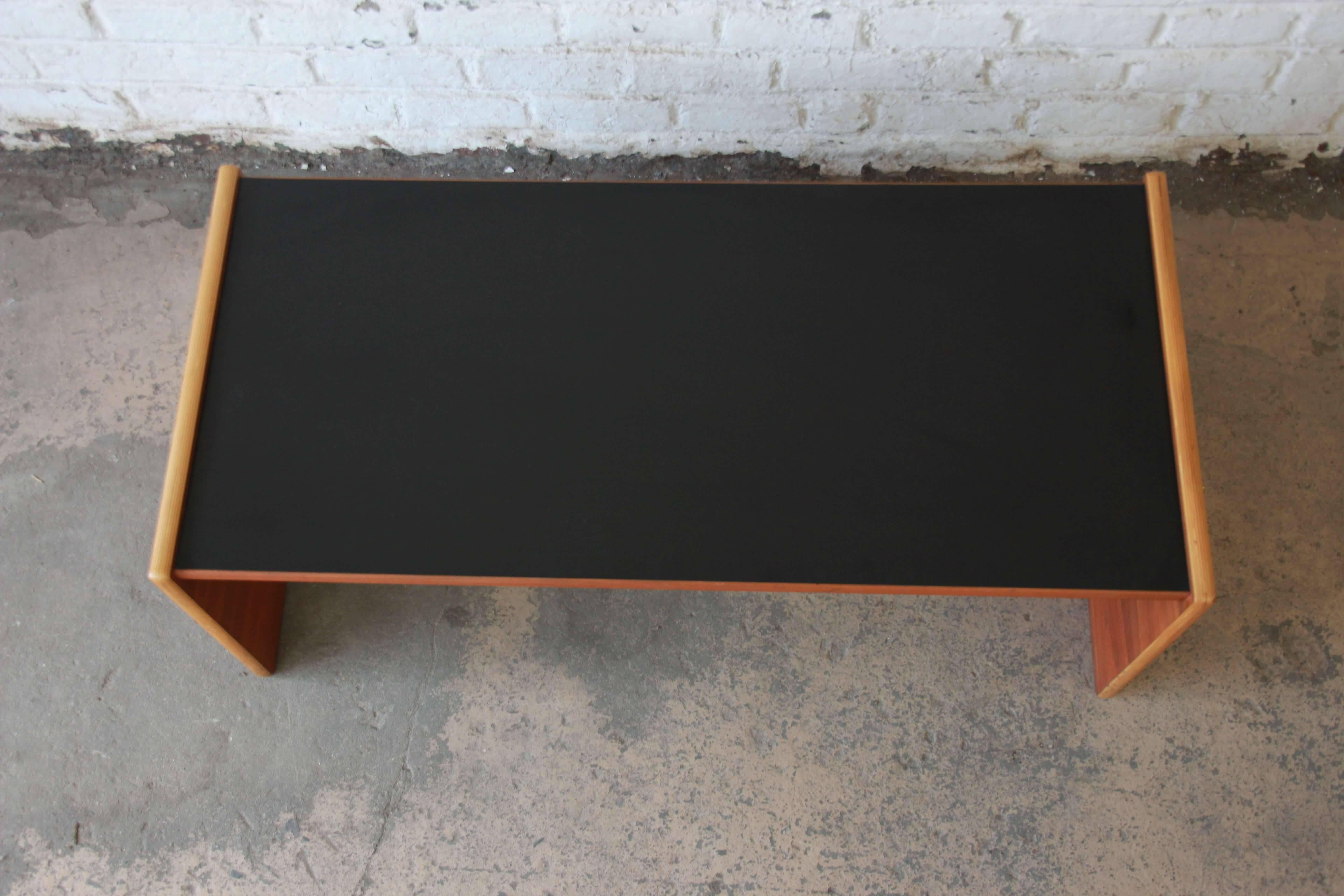 Jens Risom Mid-Century Modern Coffee Table or Bench 2
