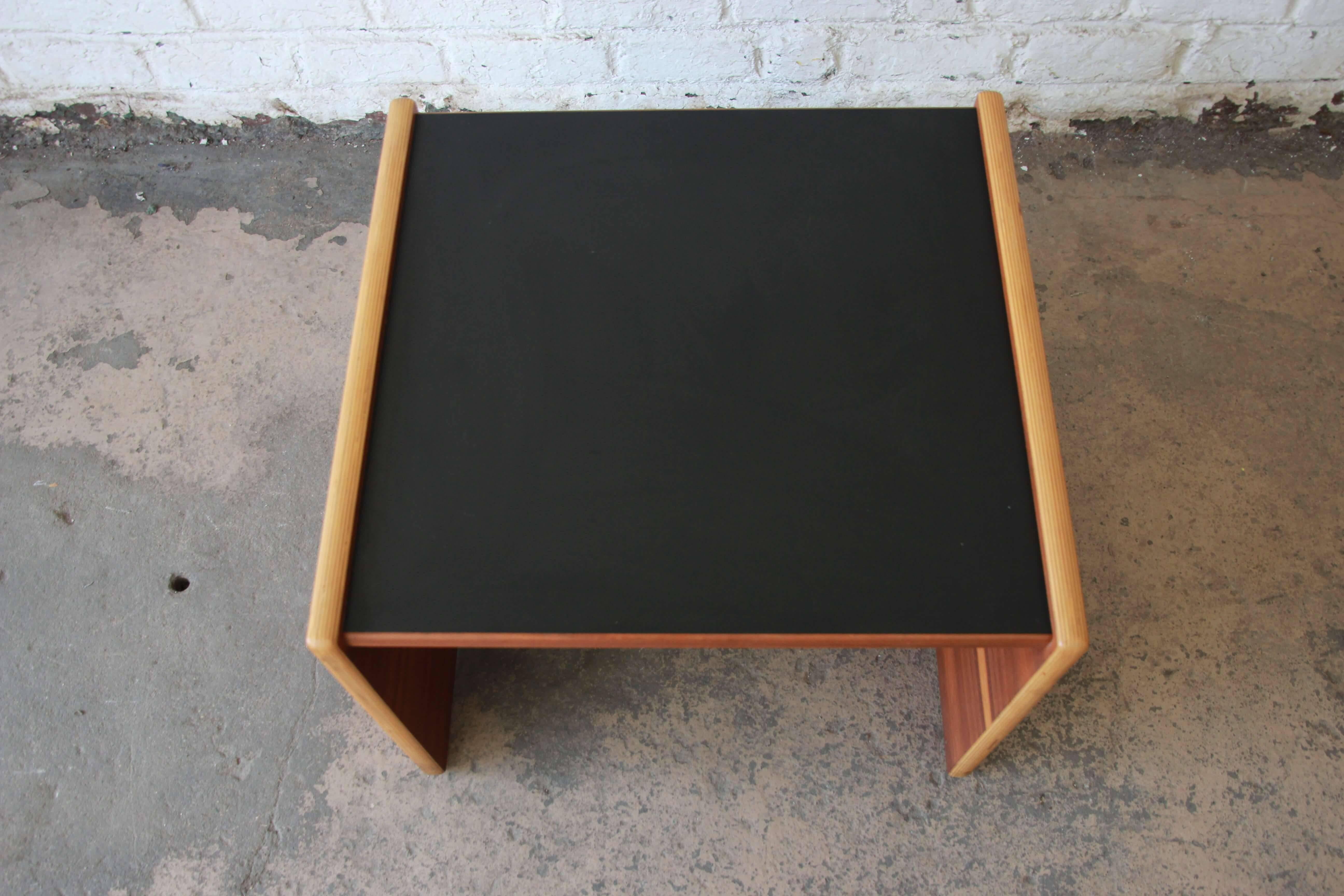 Mid-20th Century Jens Risom Mid-Century Modern Side Table or Bench