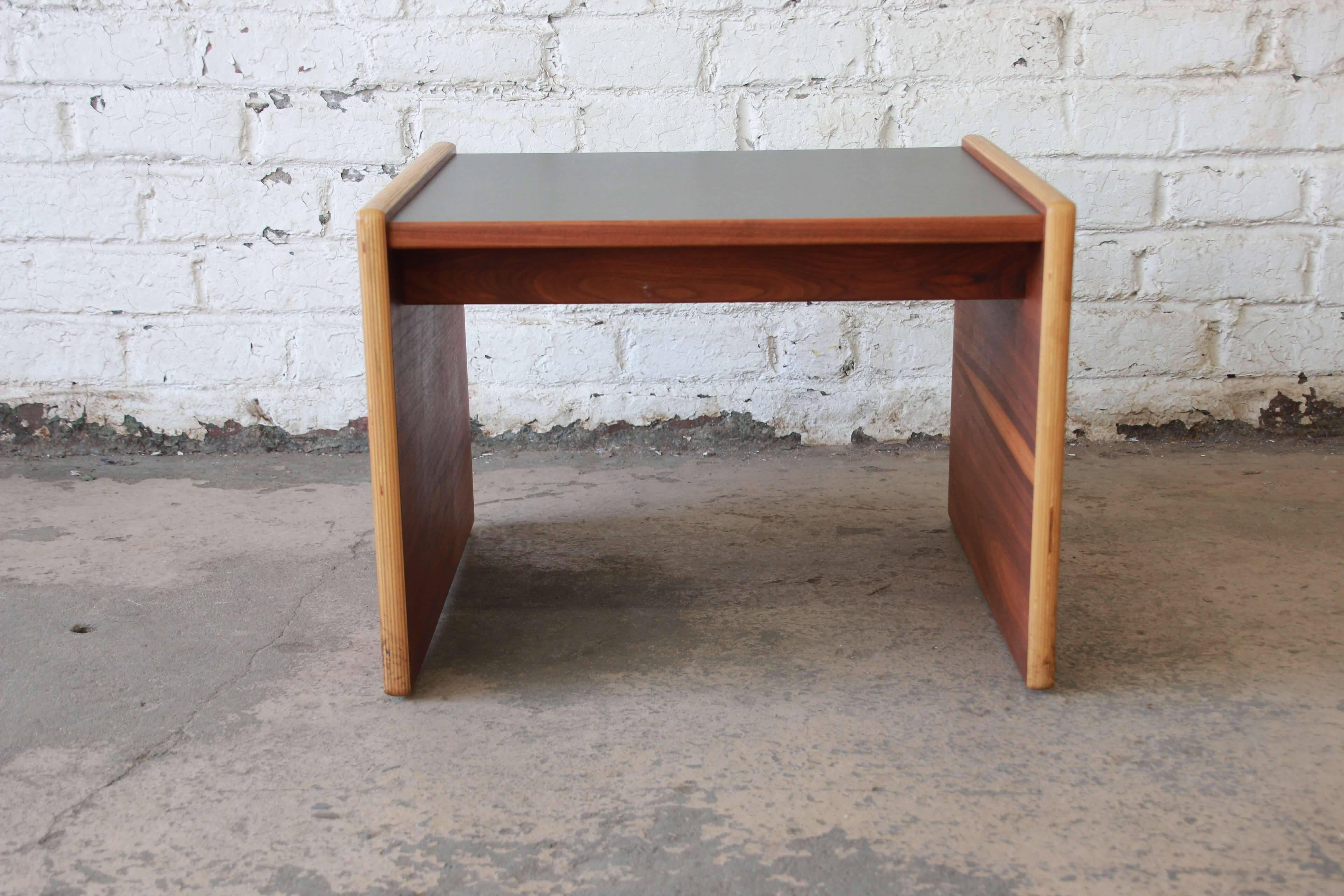 Walnut Jens Risom Mid-Century Modern Side Table or Bench