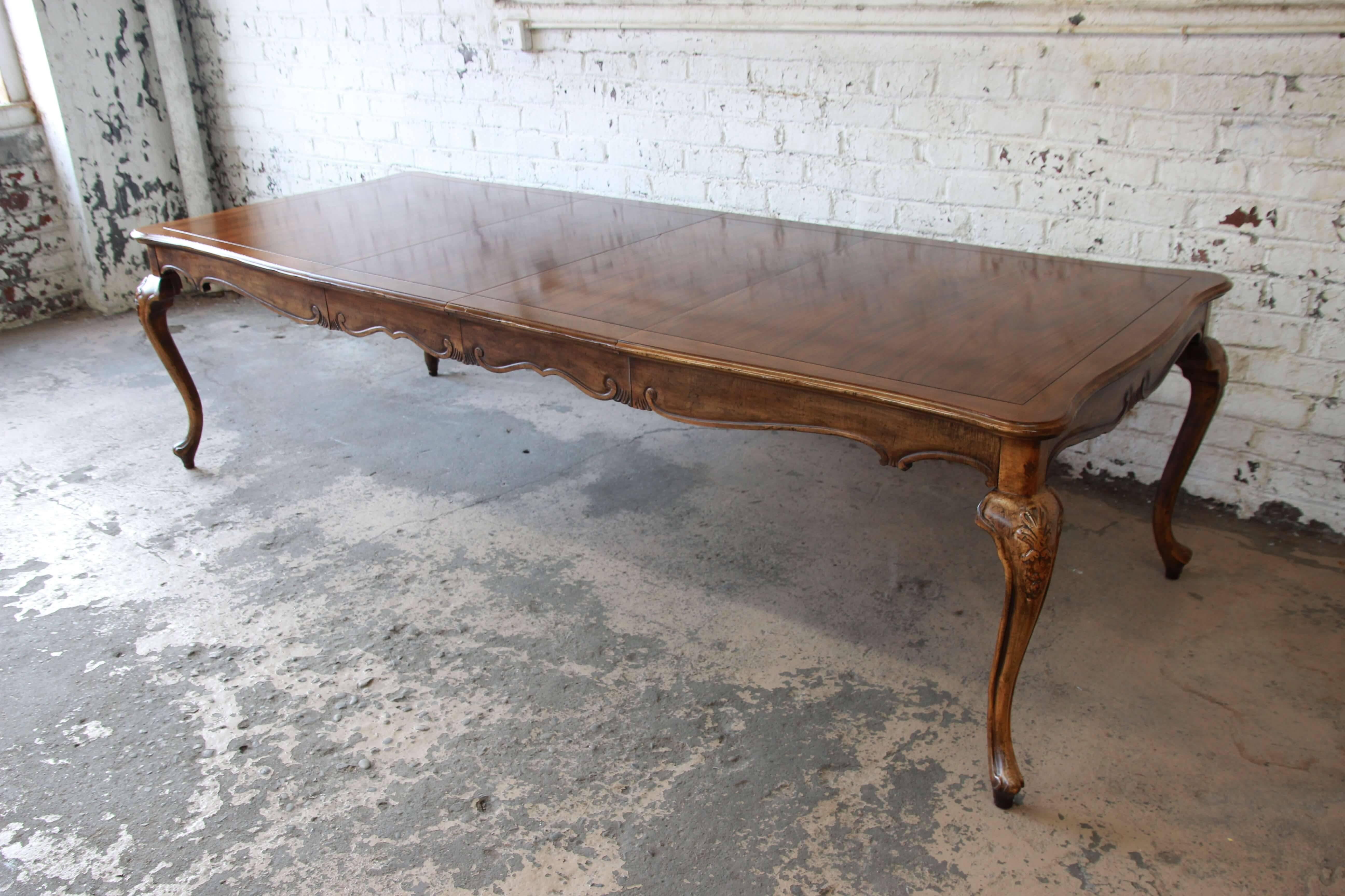 French Provincial Extension Dining Table by Baker Furniture In Good Condition In South Bend, IN