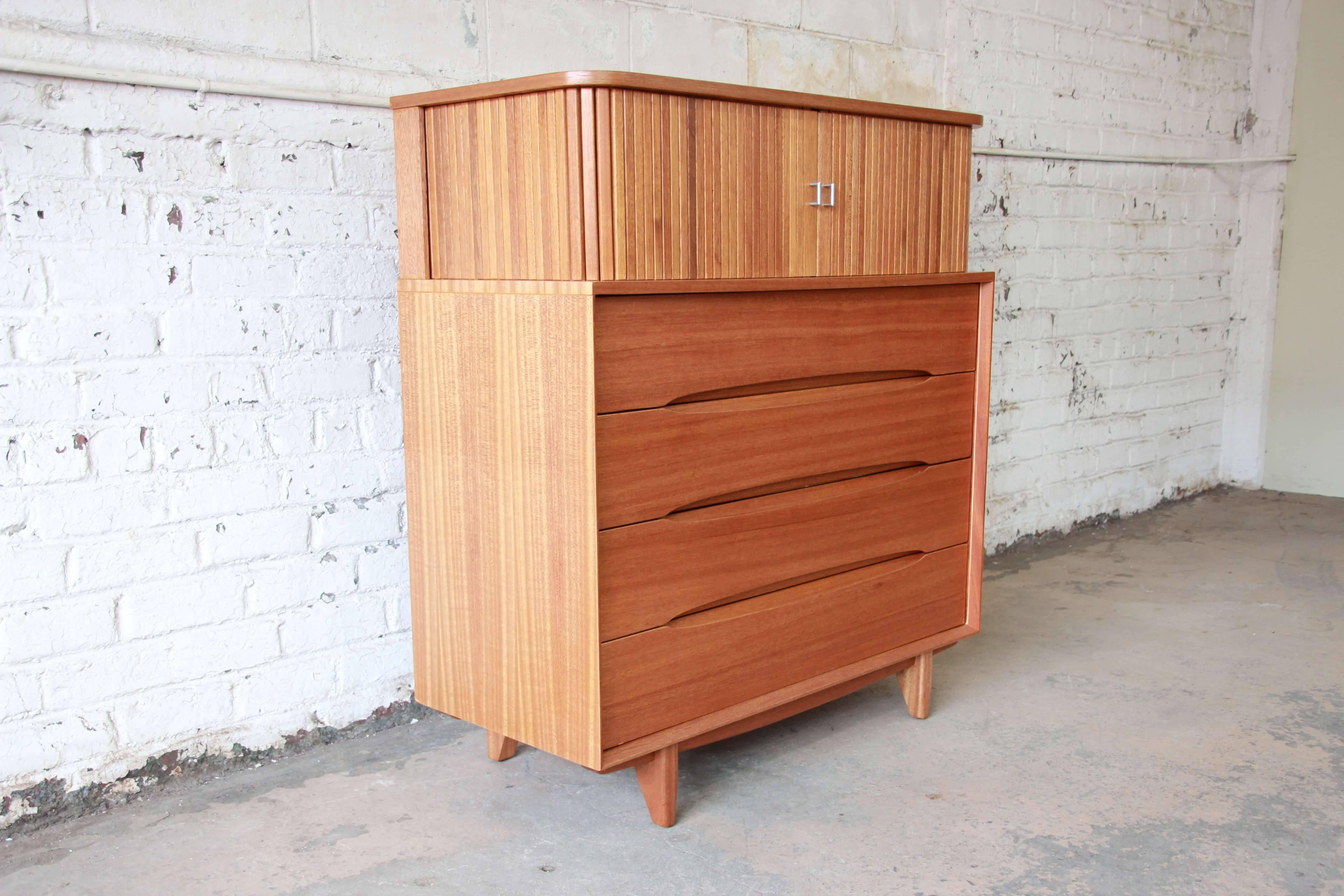 tambour dresser